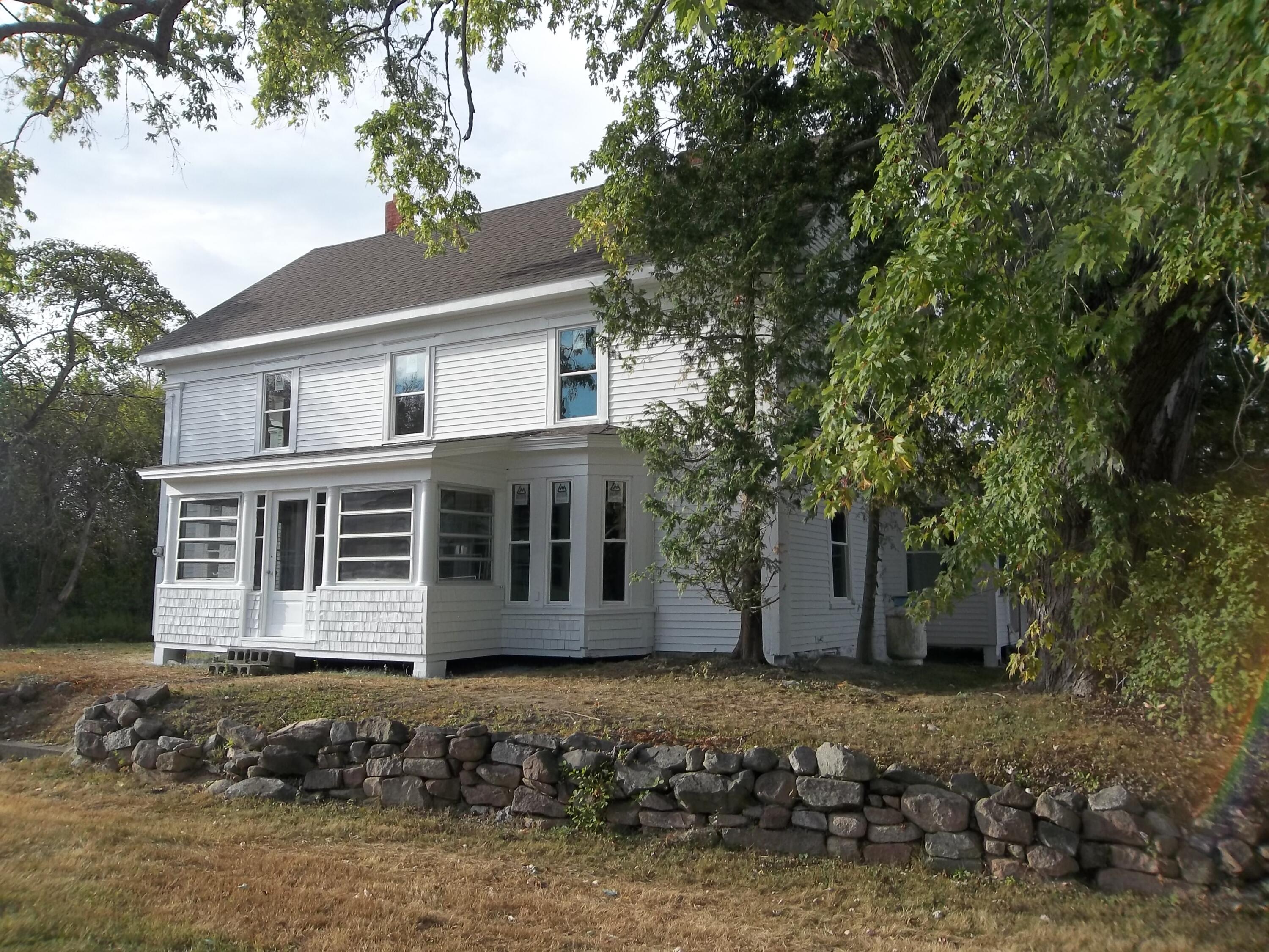495 North Street Property Photo 3