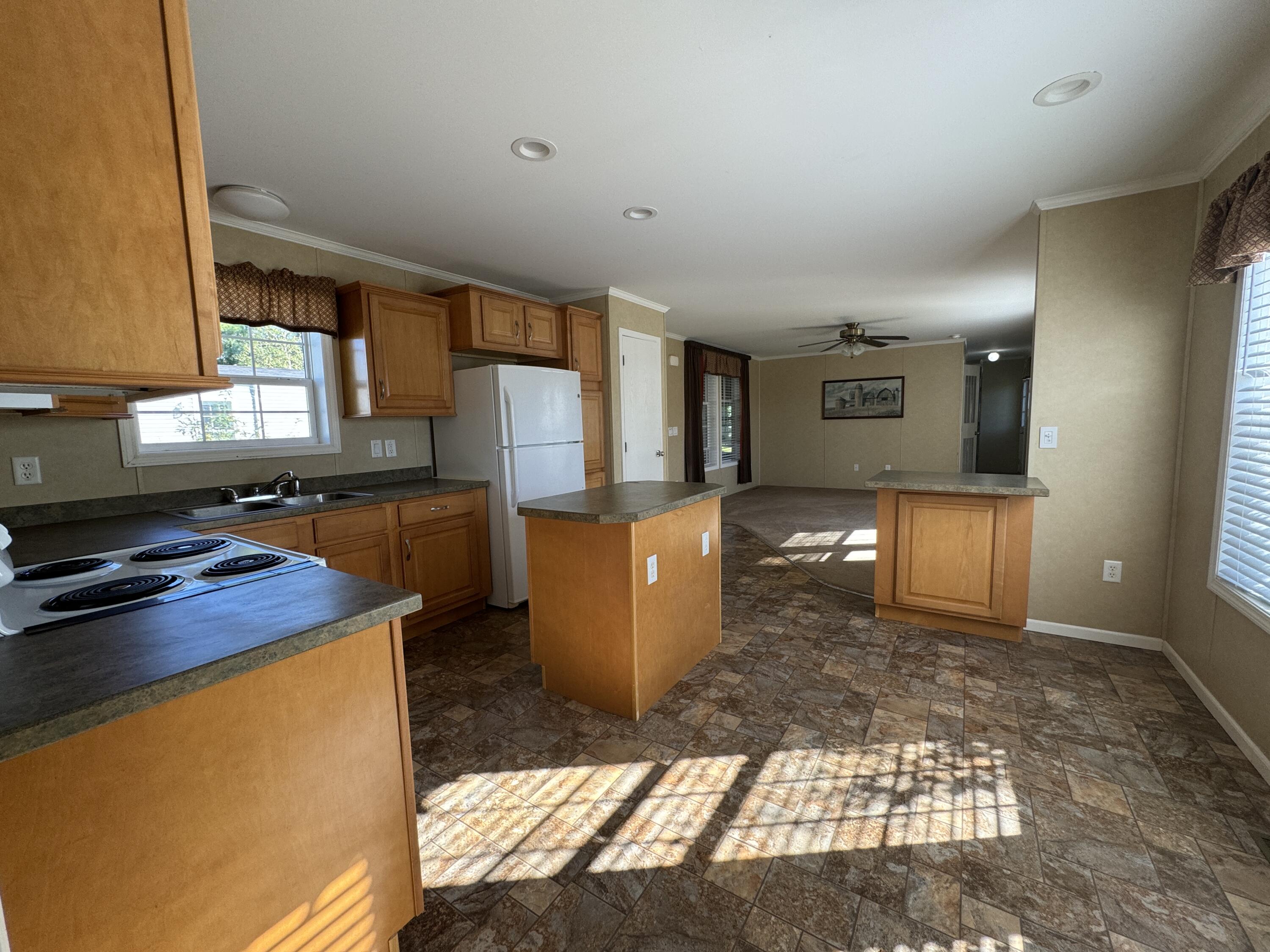 3 F Street Property Photo 7