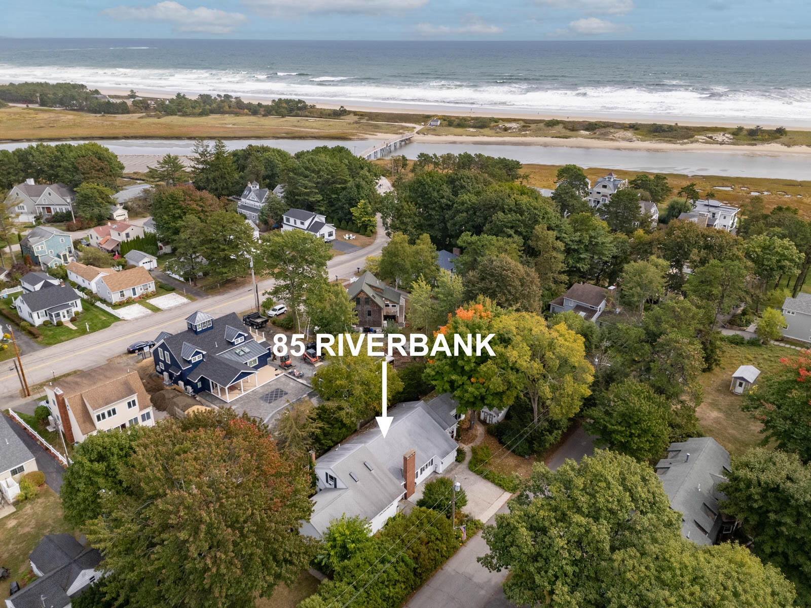 85 Riverbank Road Property Photo