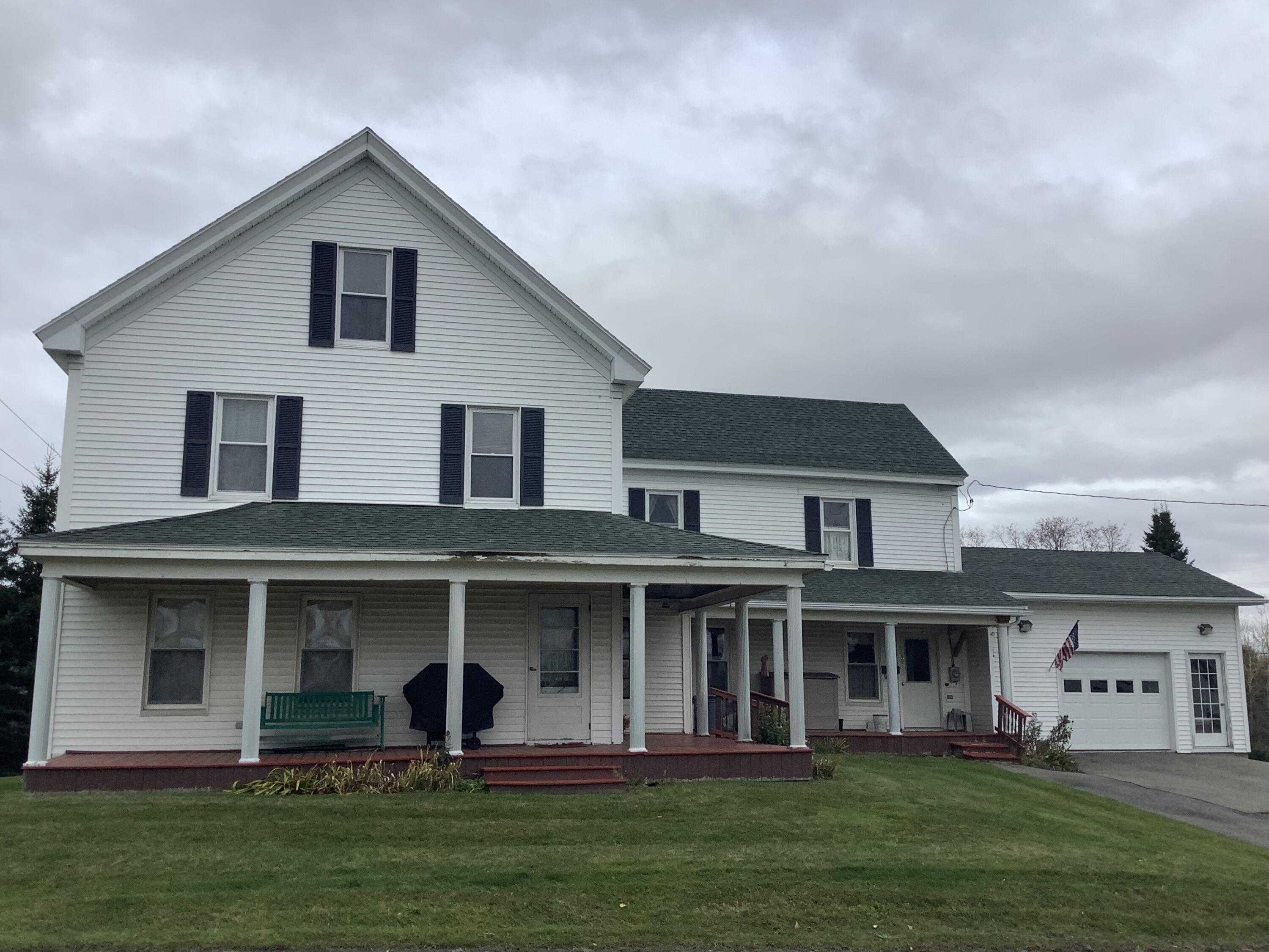 28 Currier Road Property Photo