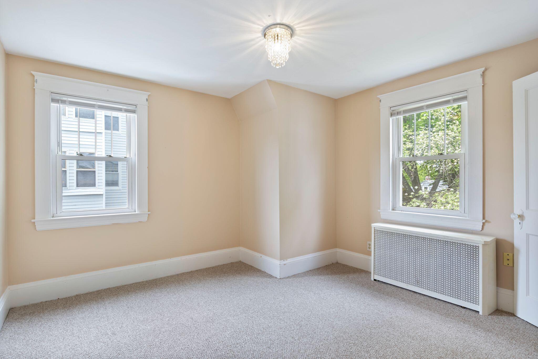 19 Harding Street Property Photo 25