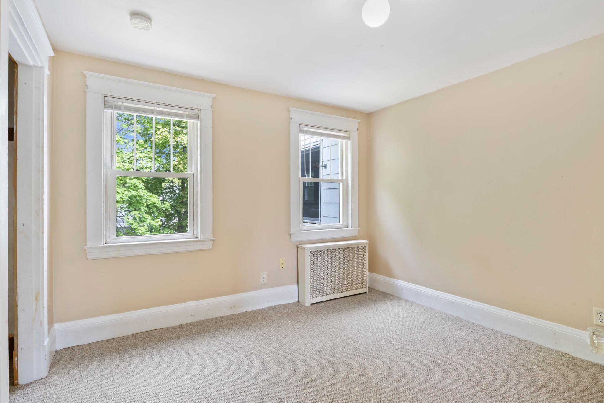 19 Harding Street Property Photo 28