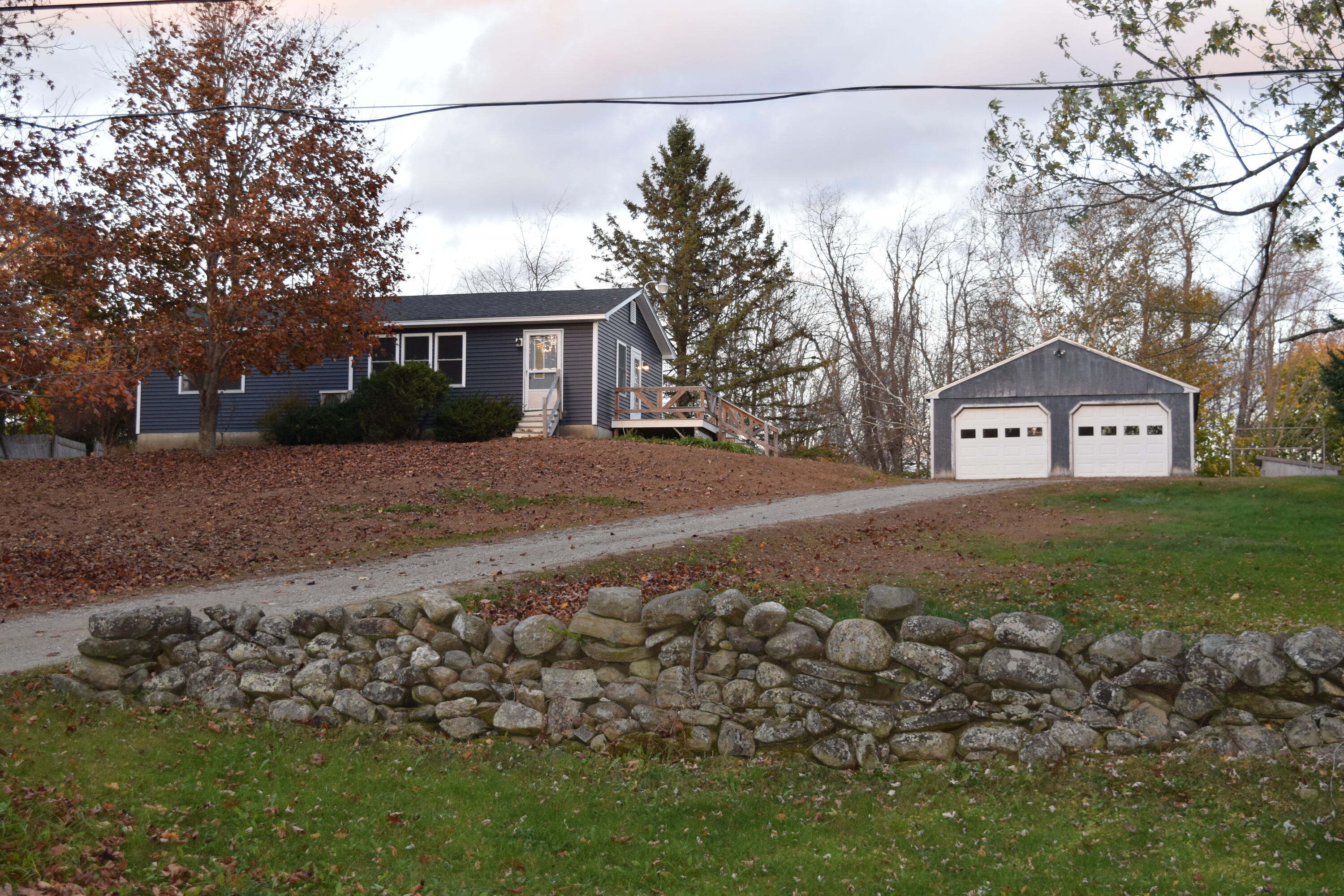 18 Edgecomb Road Property Photo