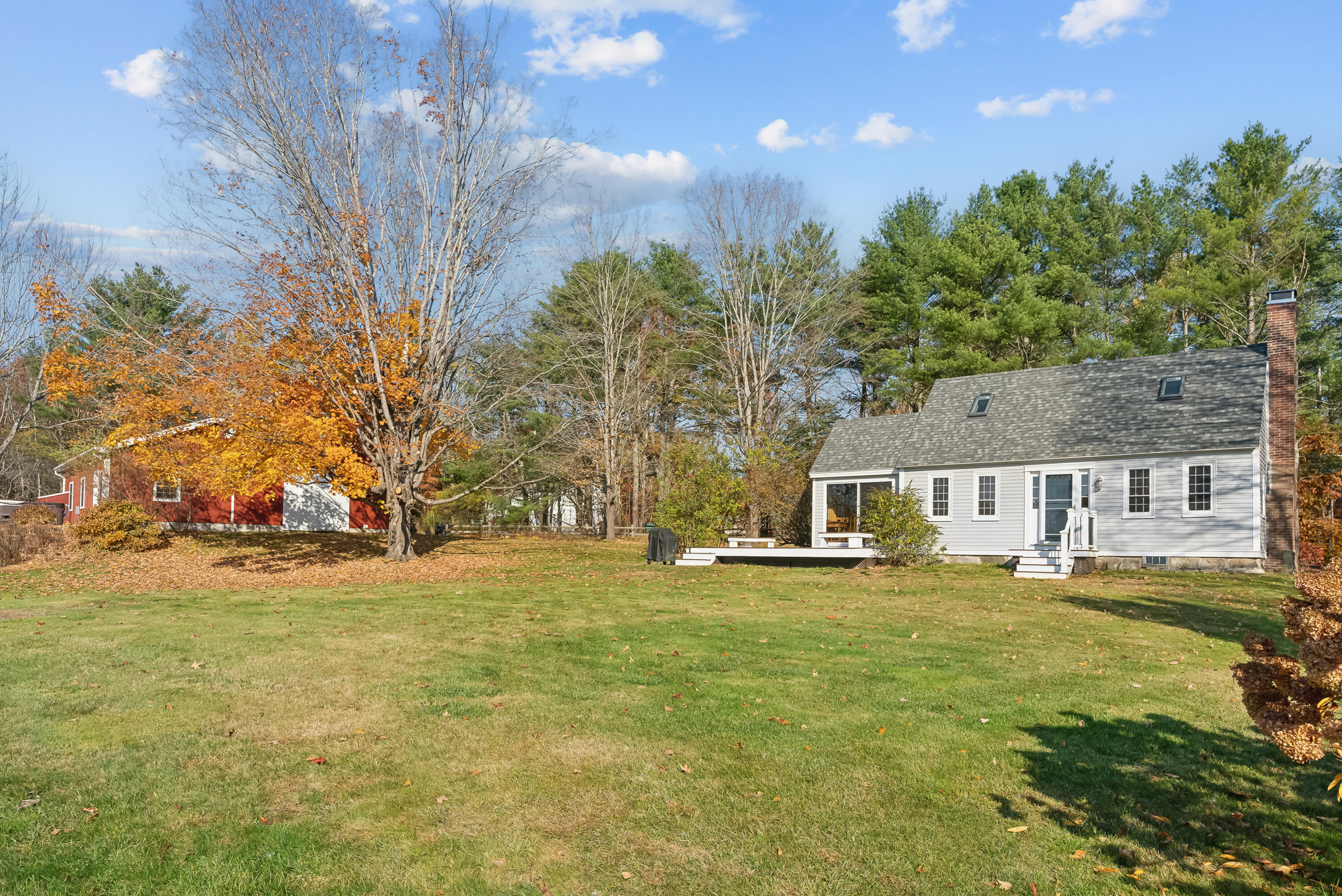 364 Main Street Property Photo