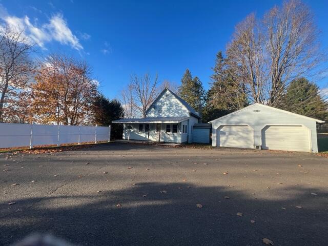 349 Foxcroft Road Property Photo