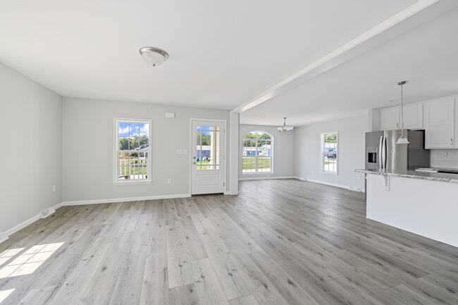 10 Mathew Way Property Photo 5
