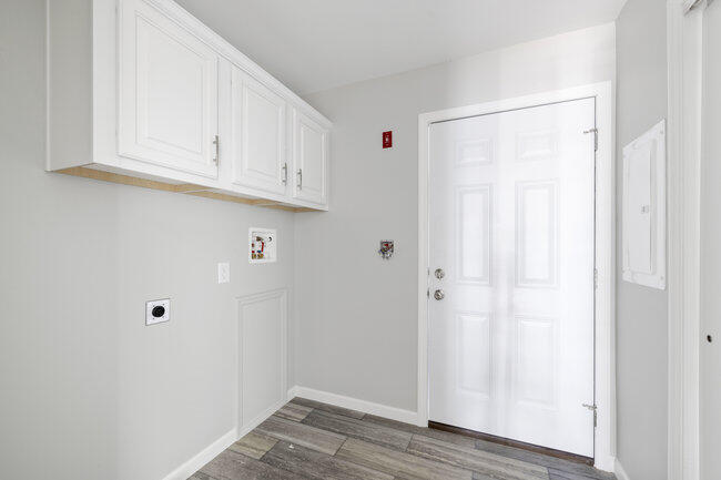 10 Mathew Way Property Photo 13