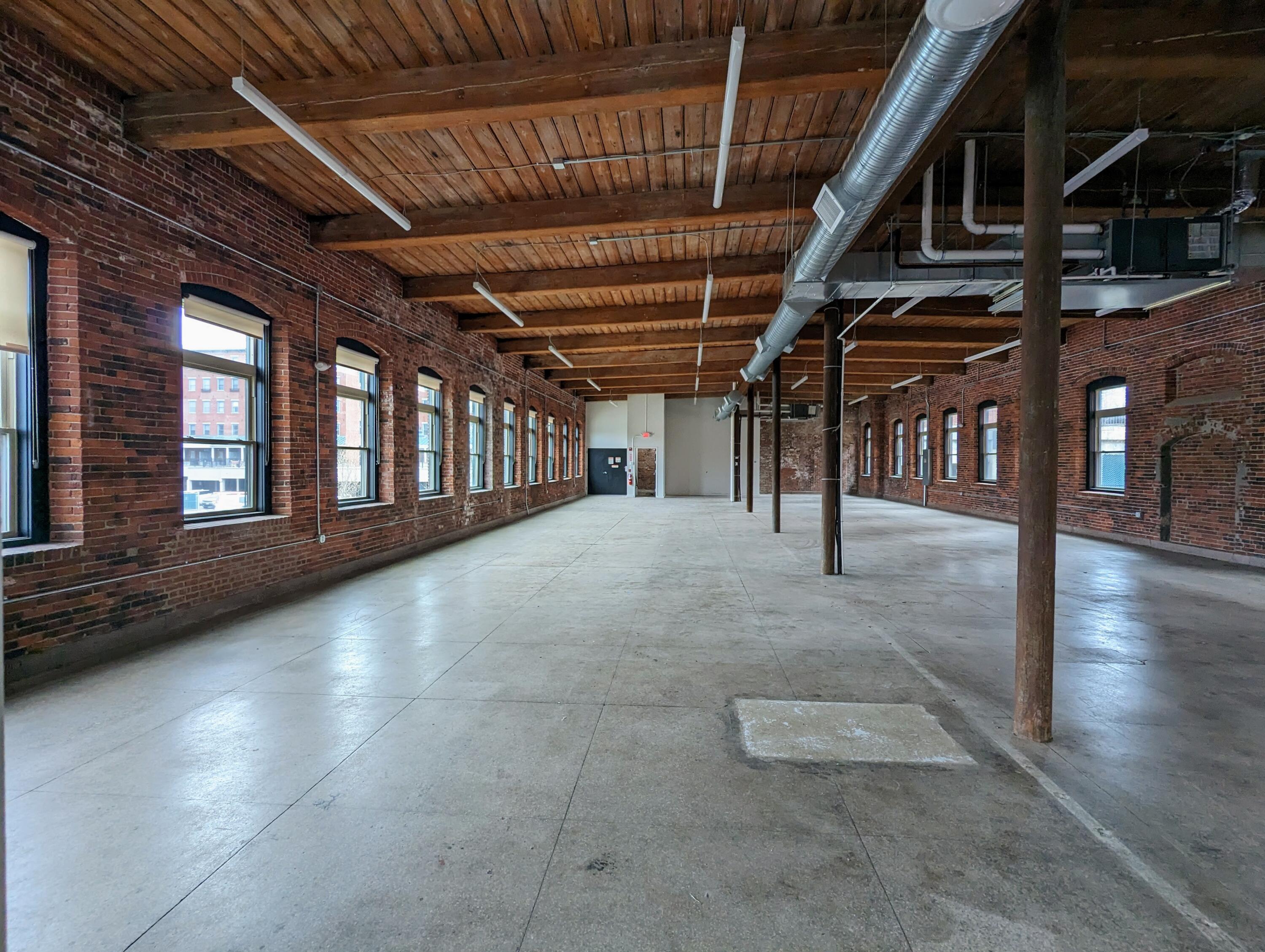 102 Main Street Property Photo 3