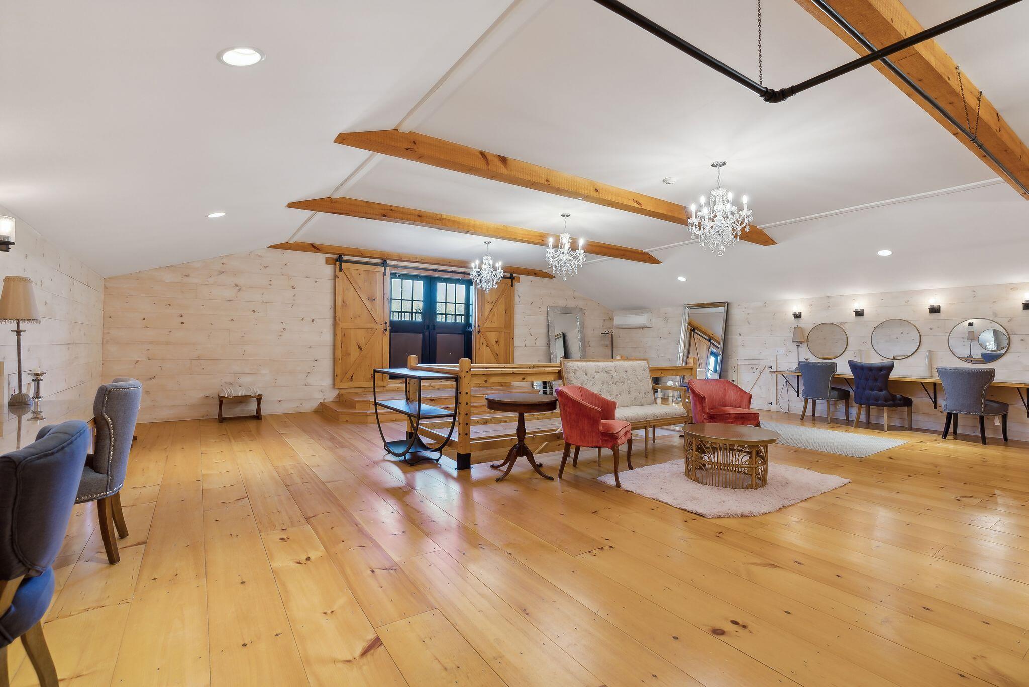 78 Hussey Hill Road Property Photo 40