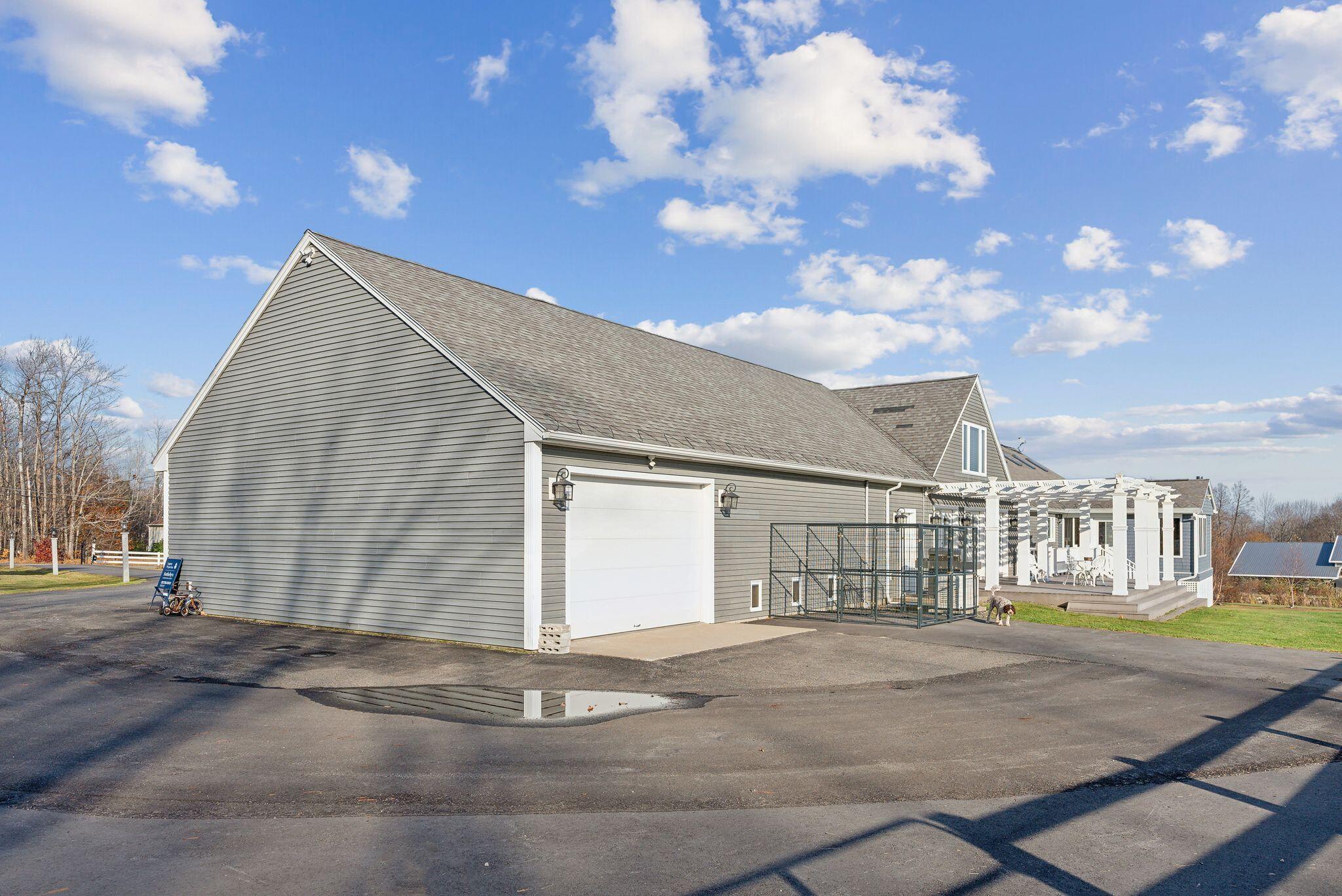 98 Hussey Hill Road Property Photo 19