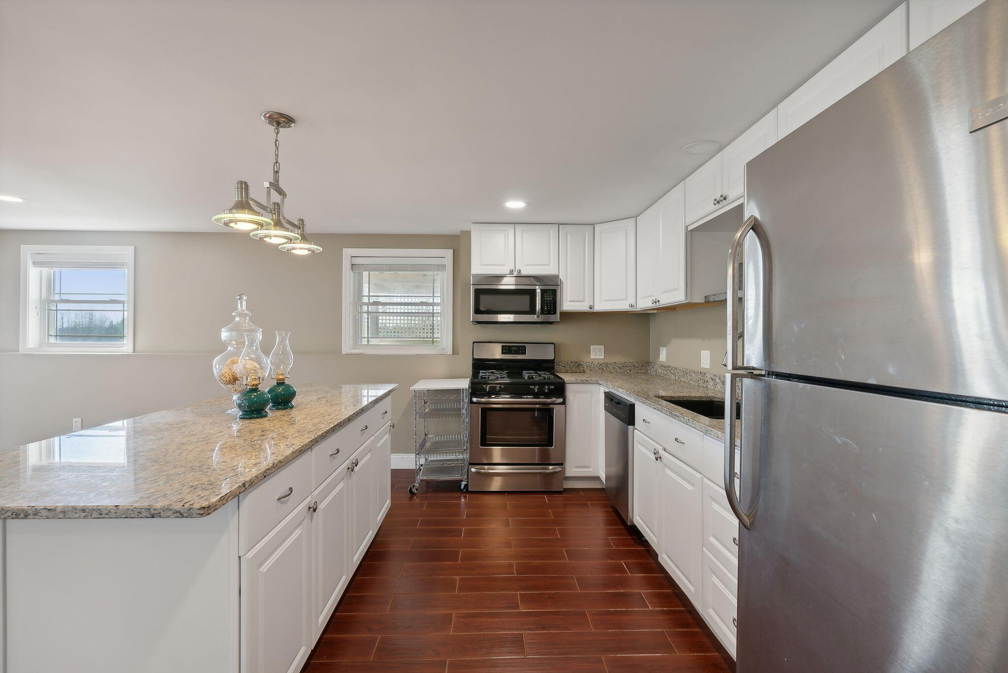 98 Hussey Hill Road Property Photo 63