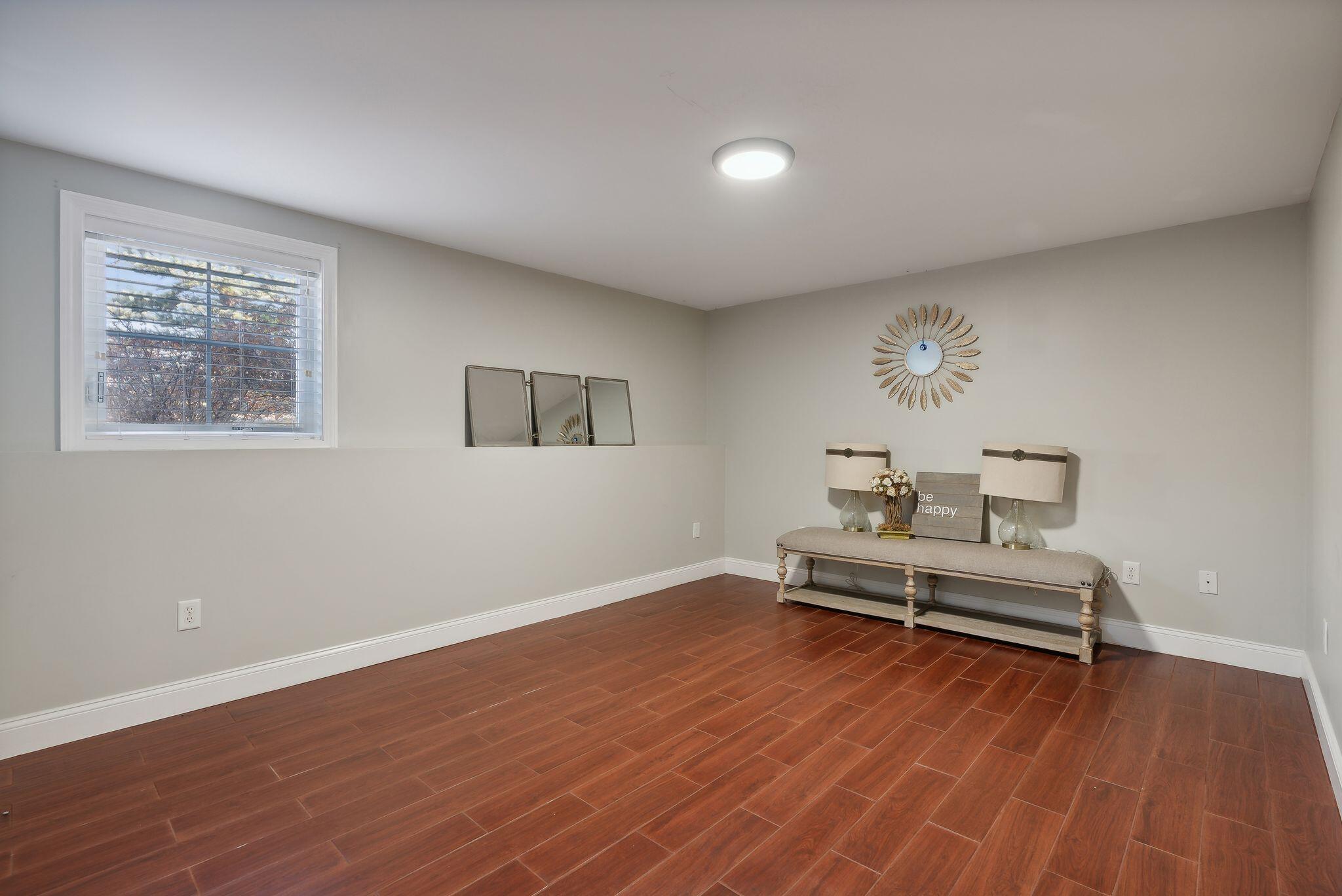 98 Hussey Hill Road Property Photo 67