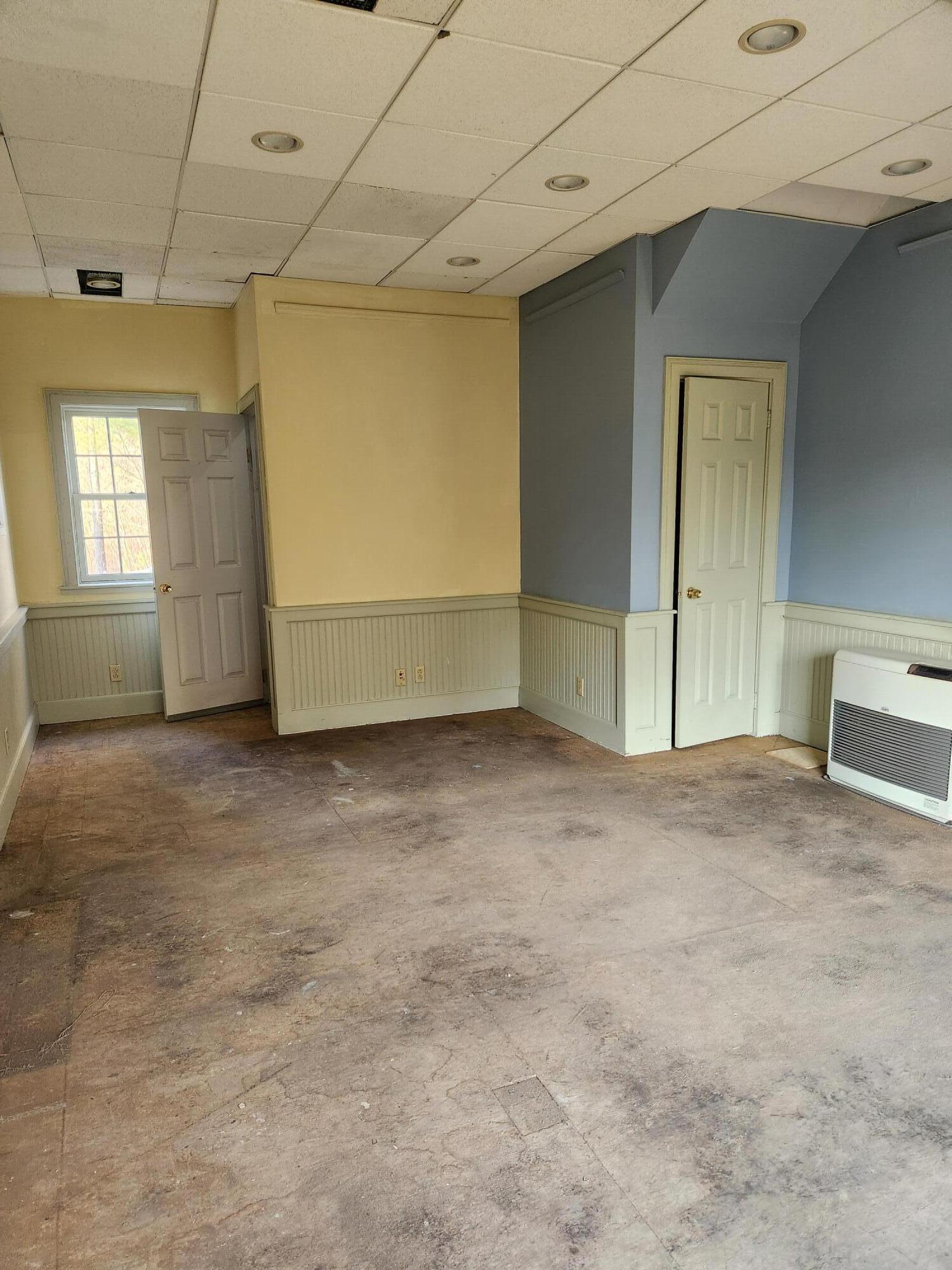 19 Greenwood Park Property Photo 38