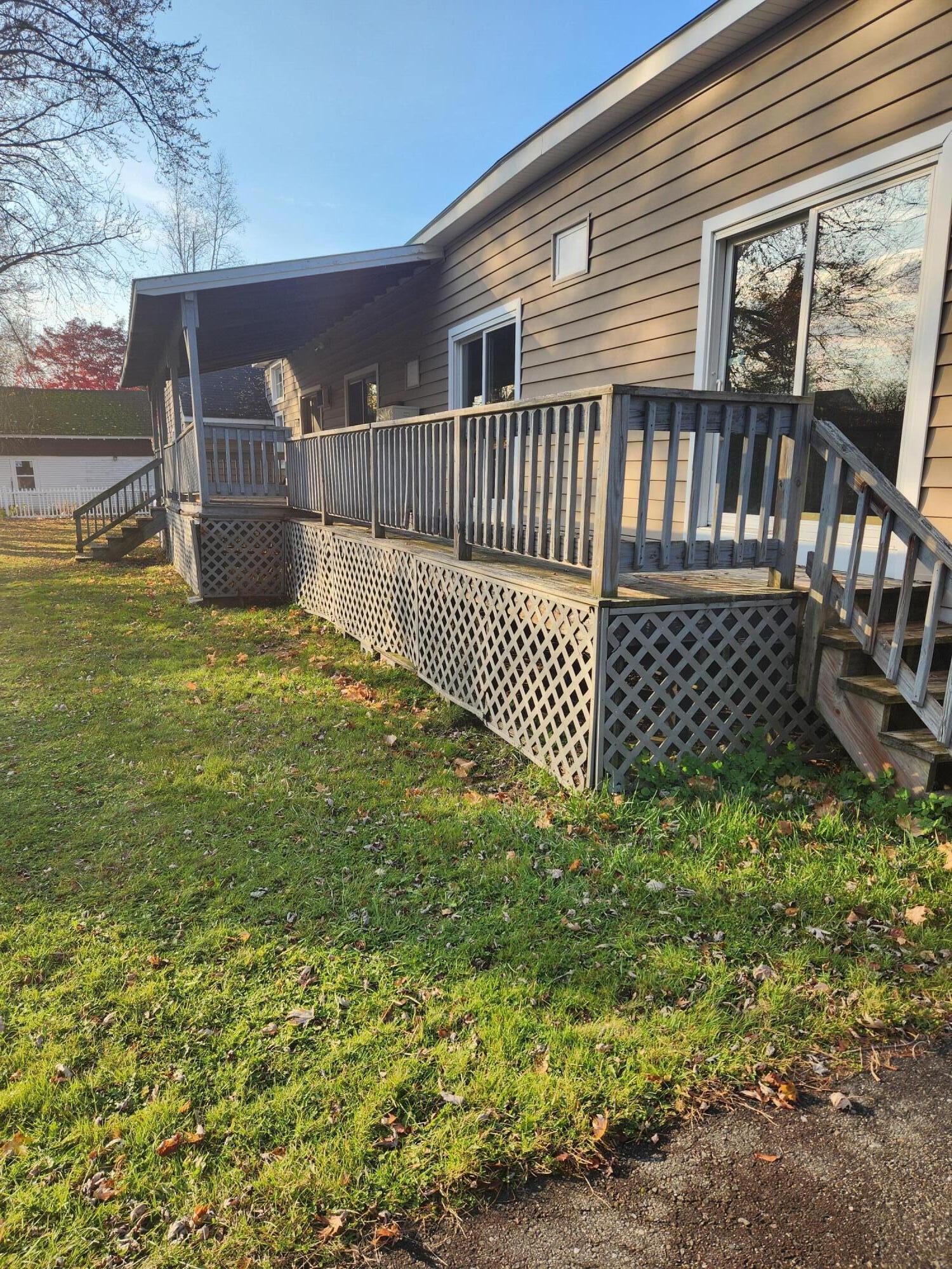 19 Greenwood Park Property Photo 43