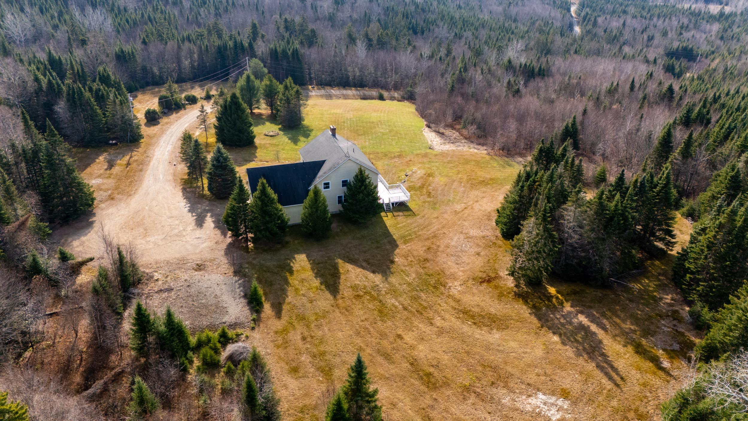 208 Old County Road Property Photo 5