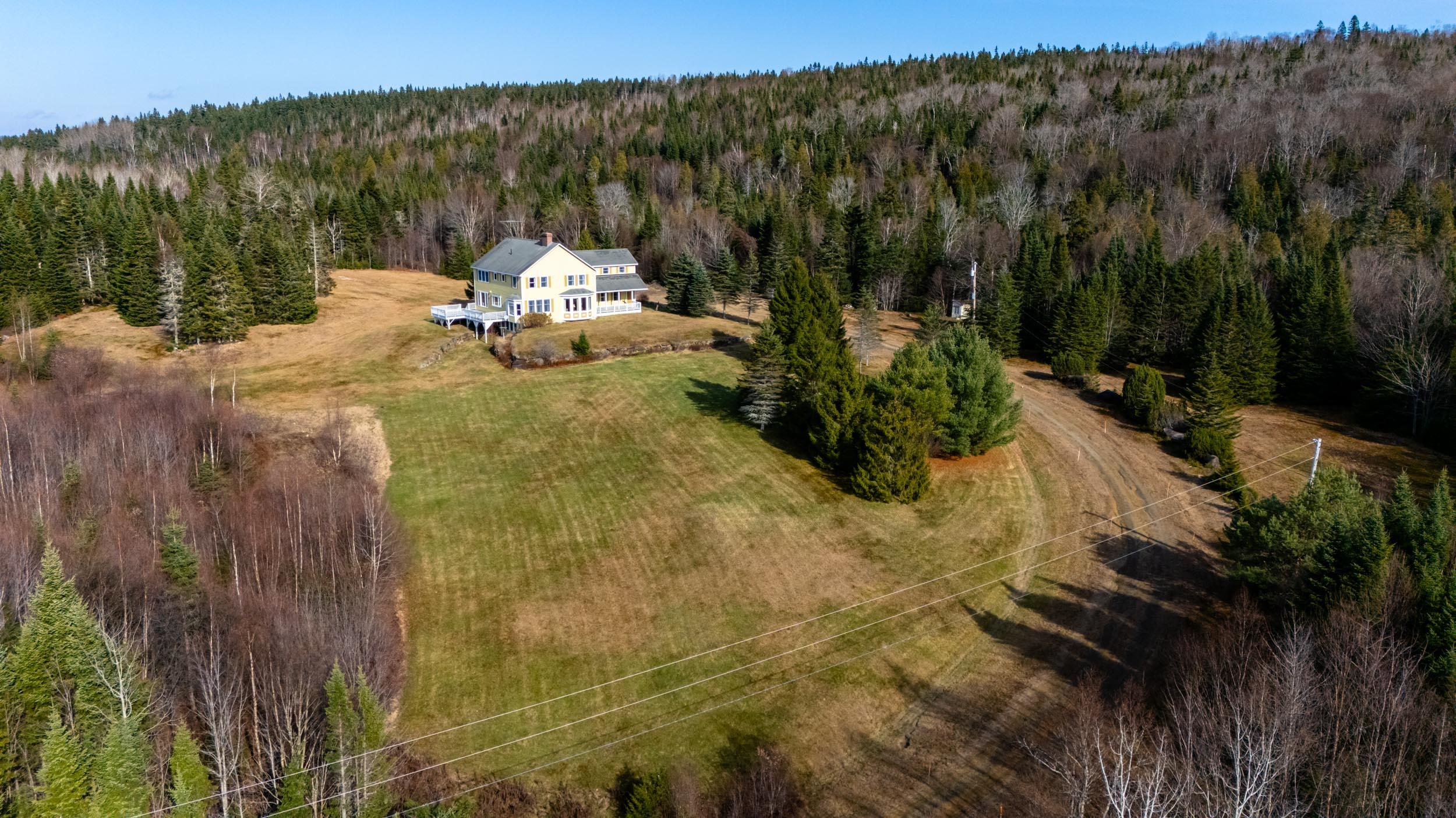 208 Old County Road Property Photo 8