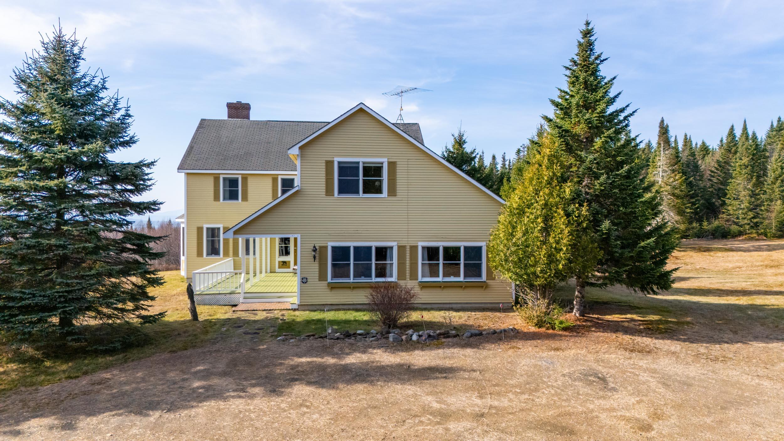 208 Old County Road Property Photo 11