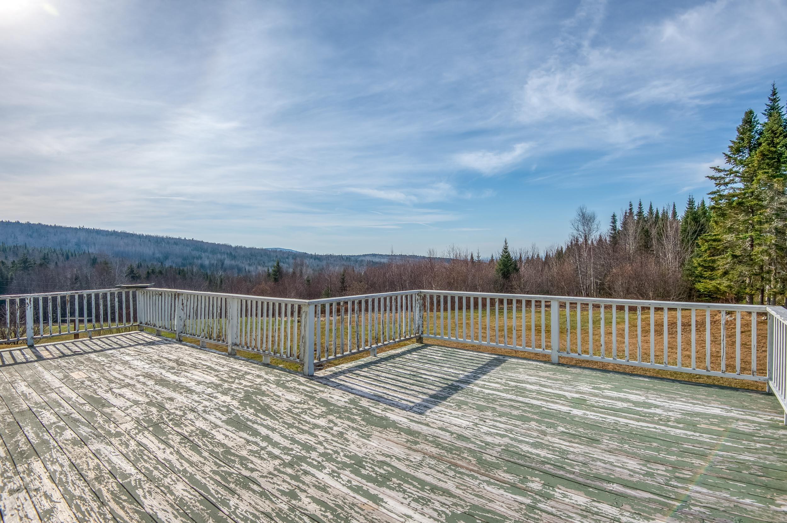208 Old County Road Property Photo 14
