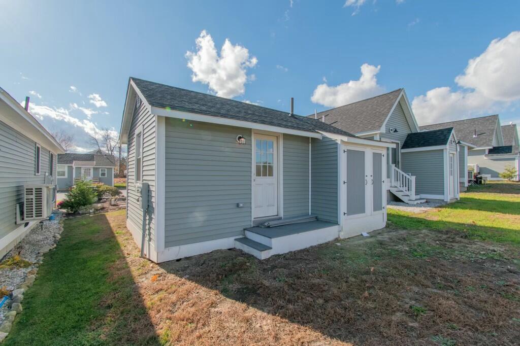 994 Portland Road Property Photo 4