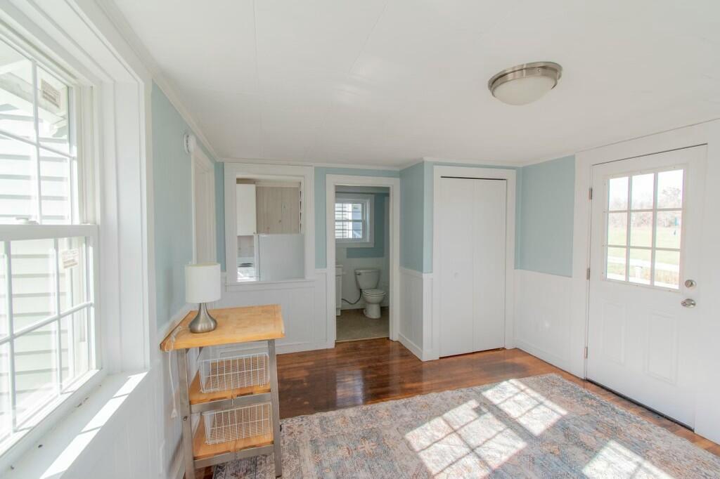 994 Portland Road Property Photo 6