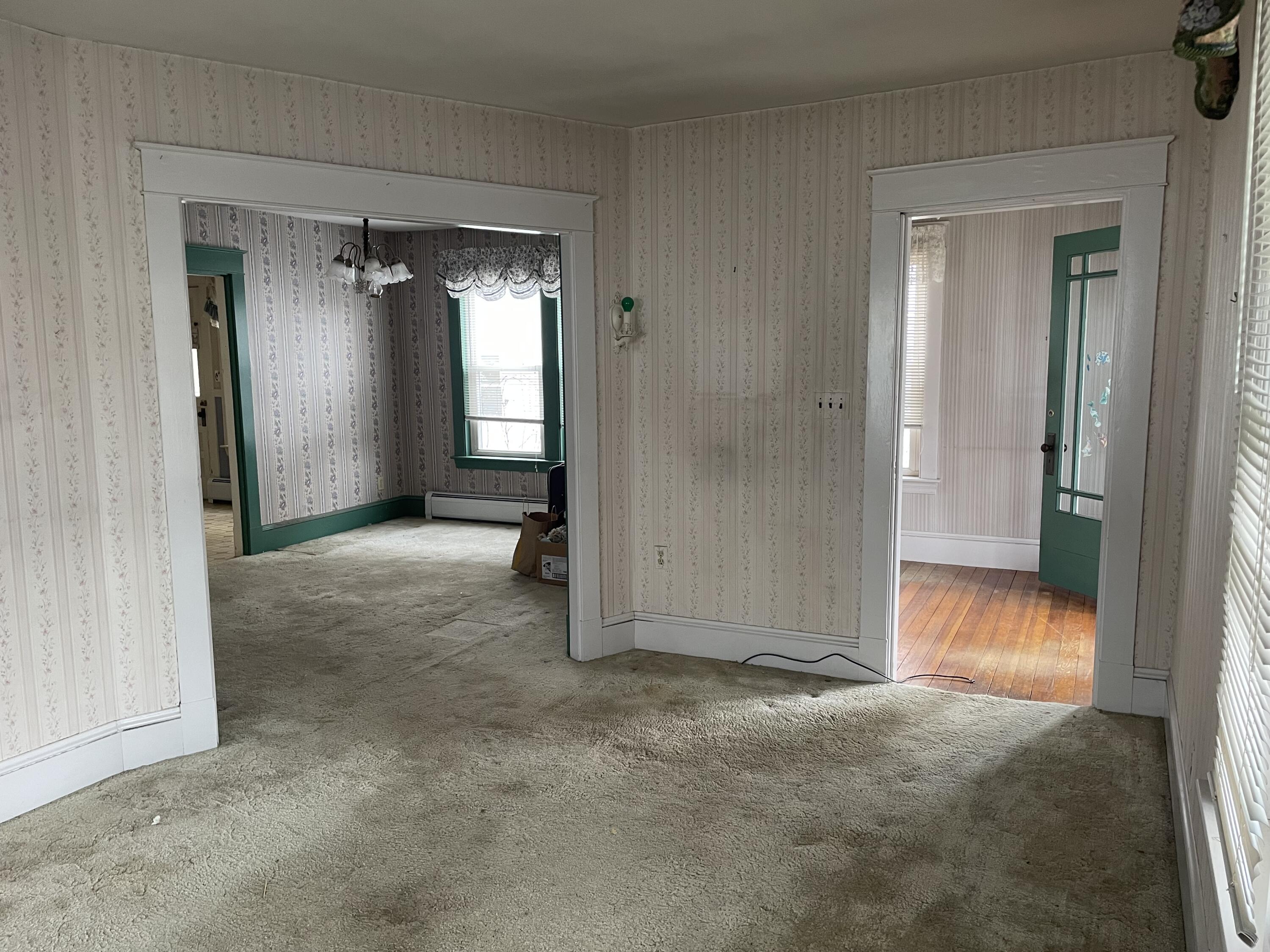 214 Lincoln Avenue Property Photo 7