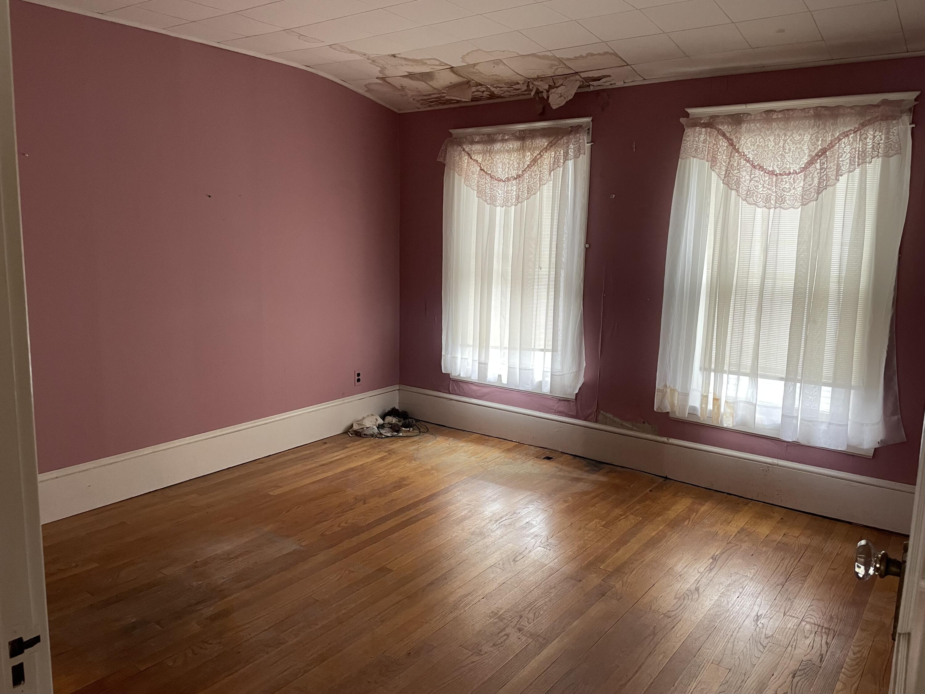 214 Lincoln Avenue Property Photo 18
