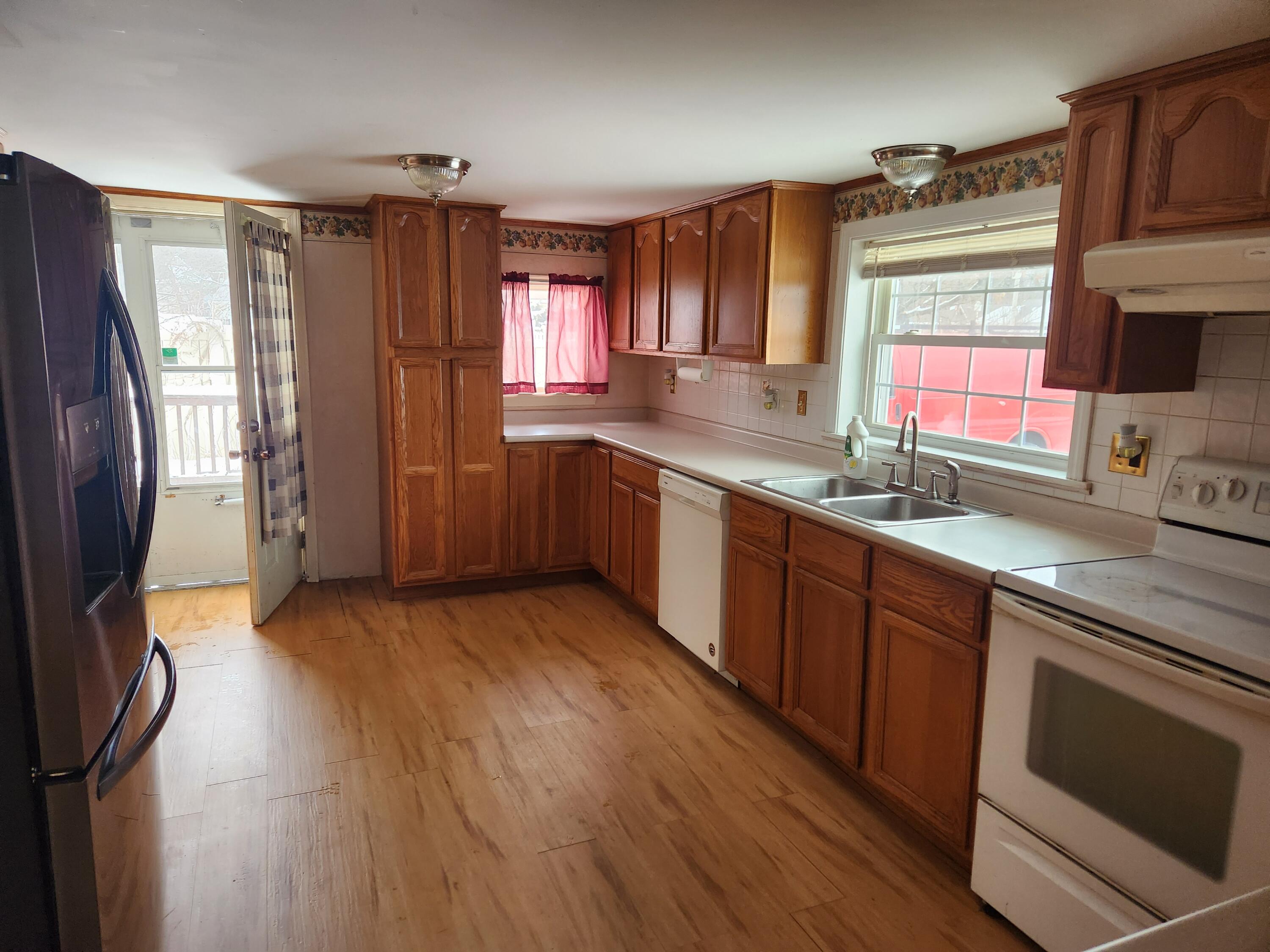 10 Ocean Park Road Property Photo 6