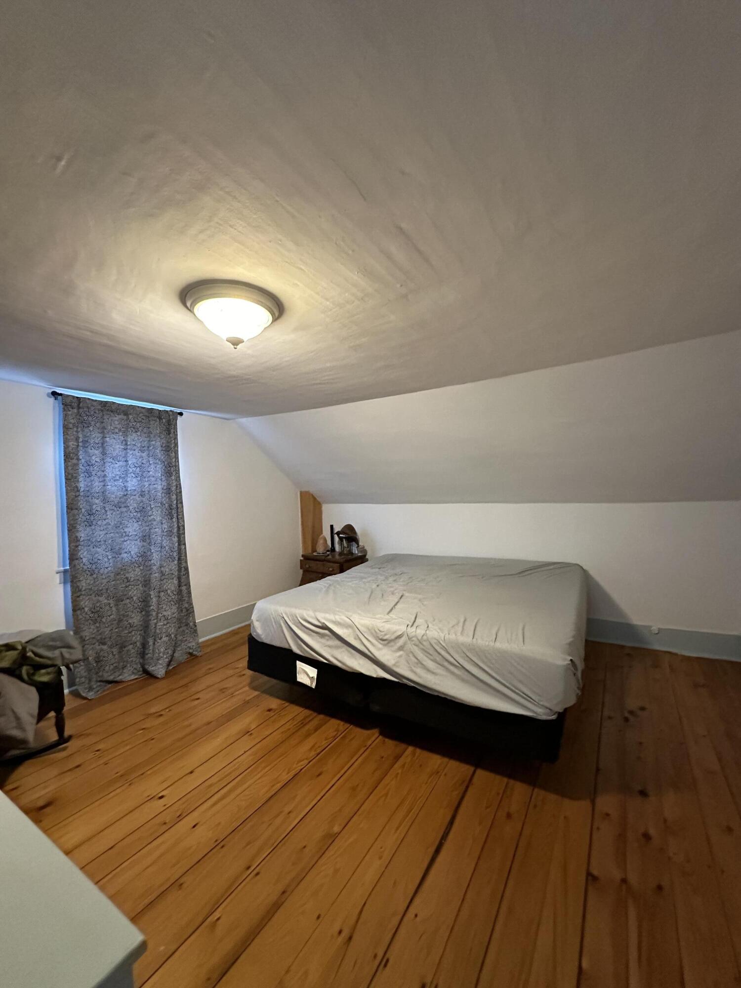 18 Simmons Street Property Photo 49