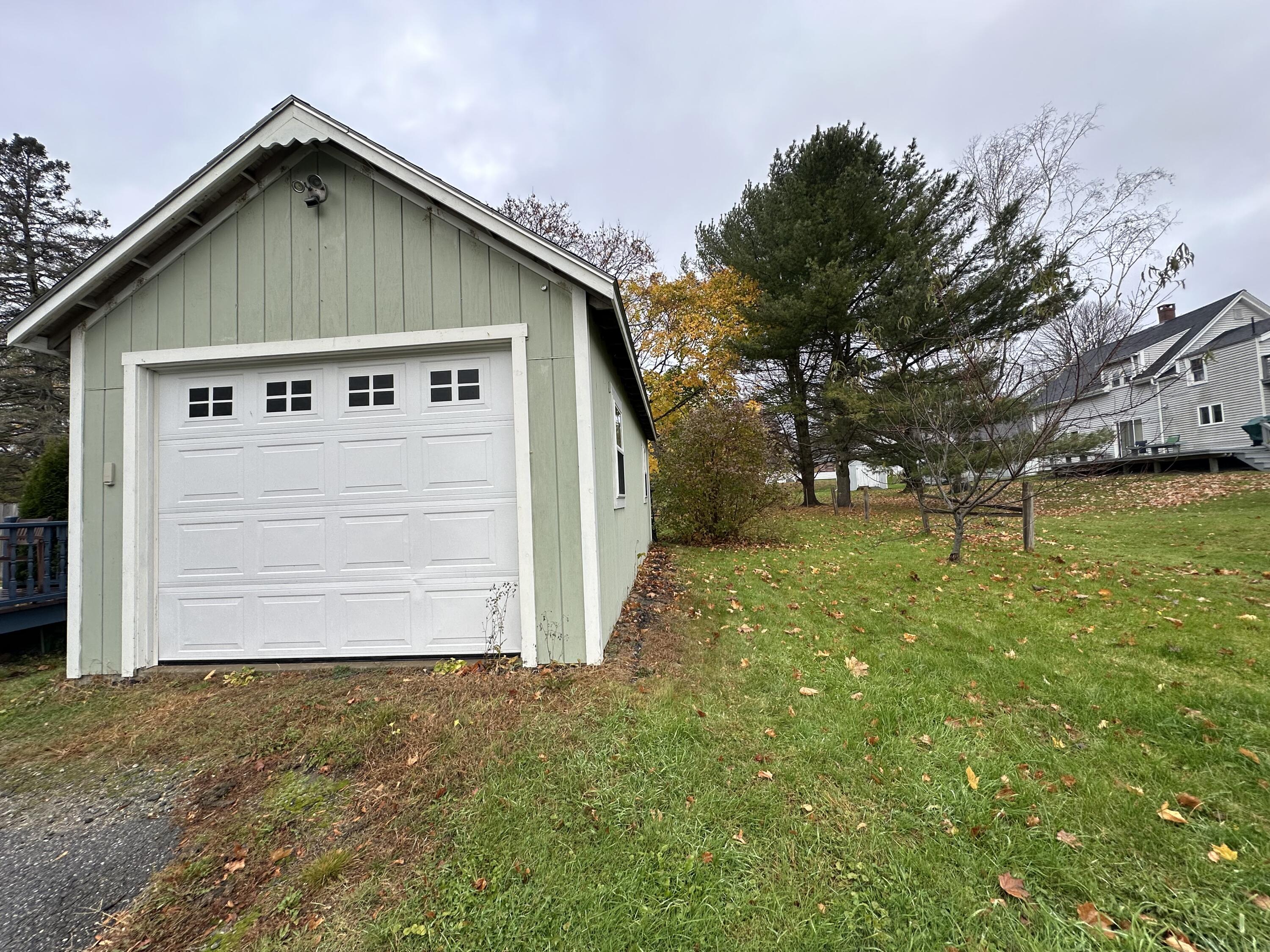 18 Simmons Street Property Photo 66