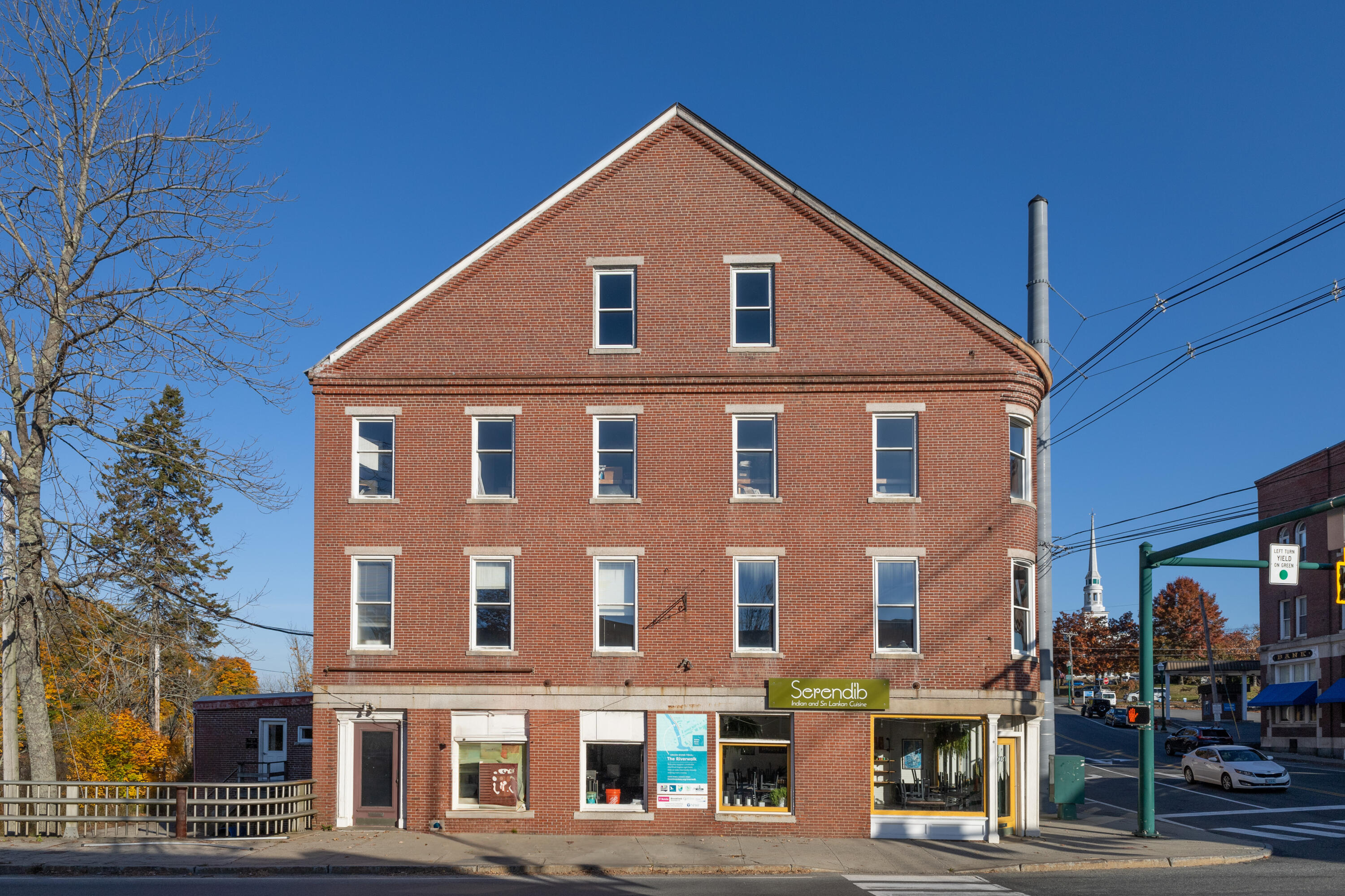 52 & 2-4 Main & State Streets Property Photo 1