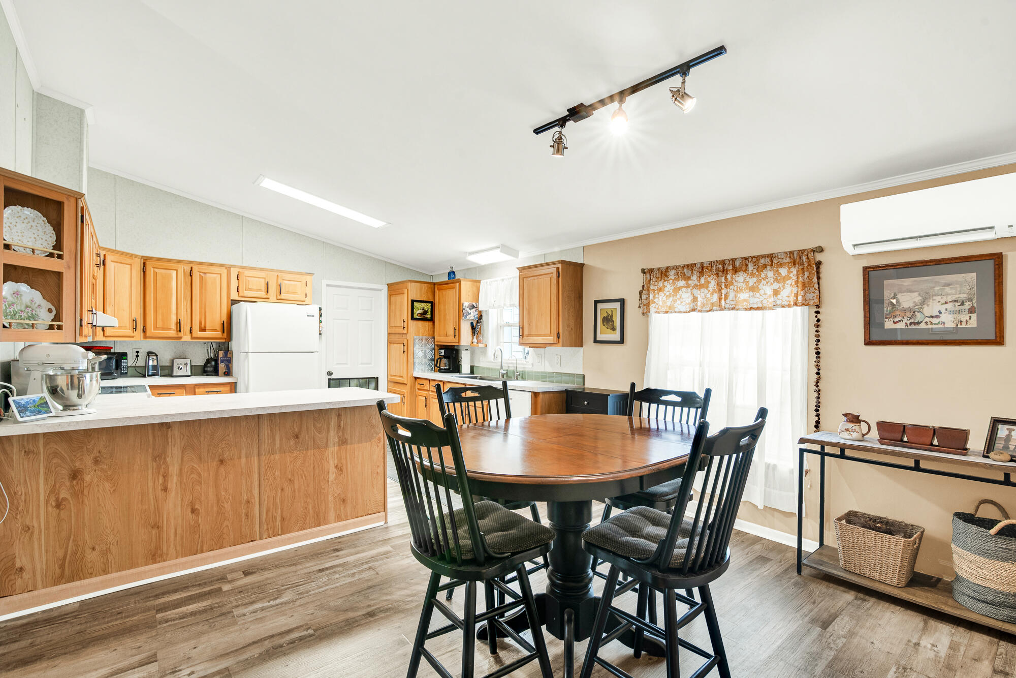 40 Lady Slipper Lane Property Photo 3