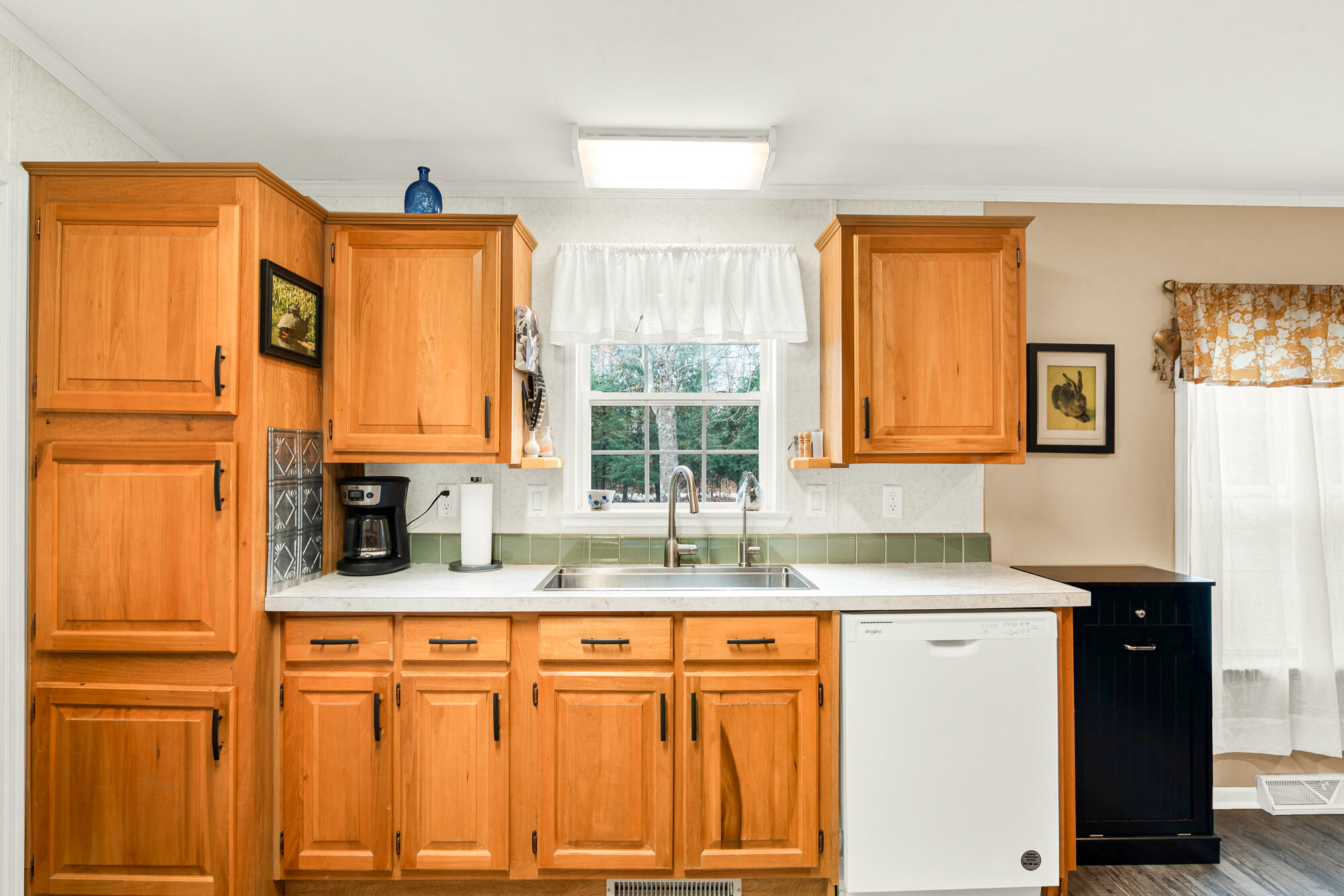 40 Lady Slipper Lane Property Photo 7
