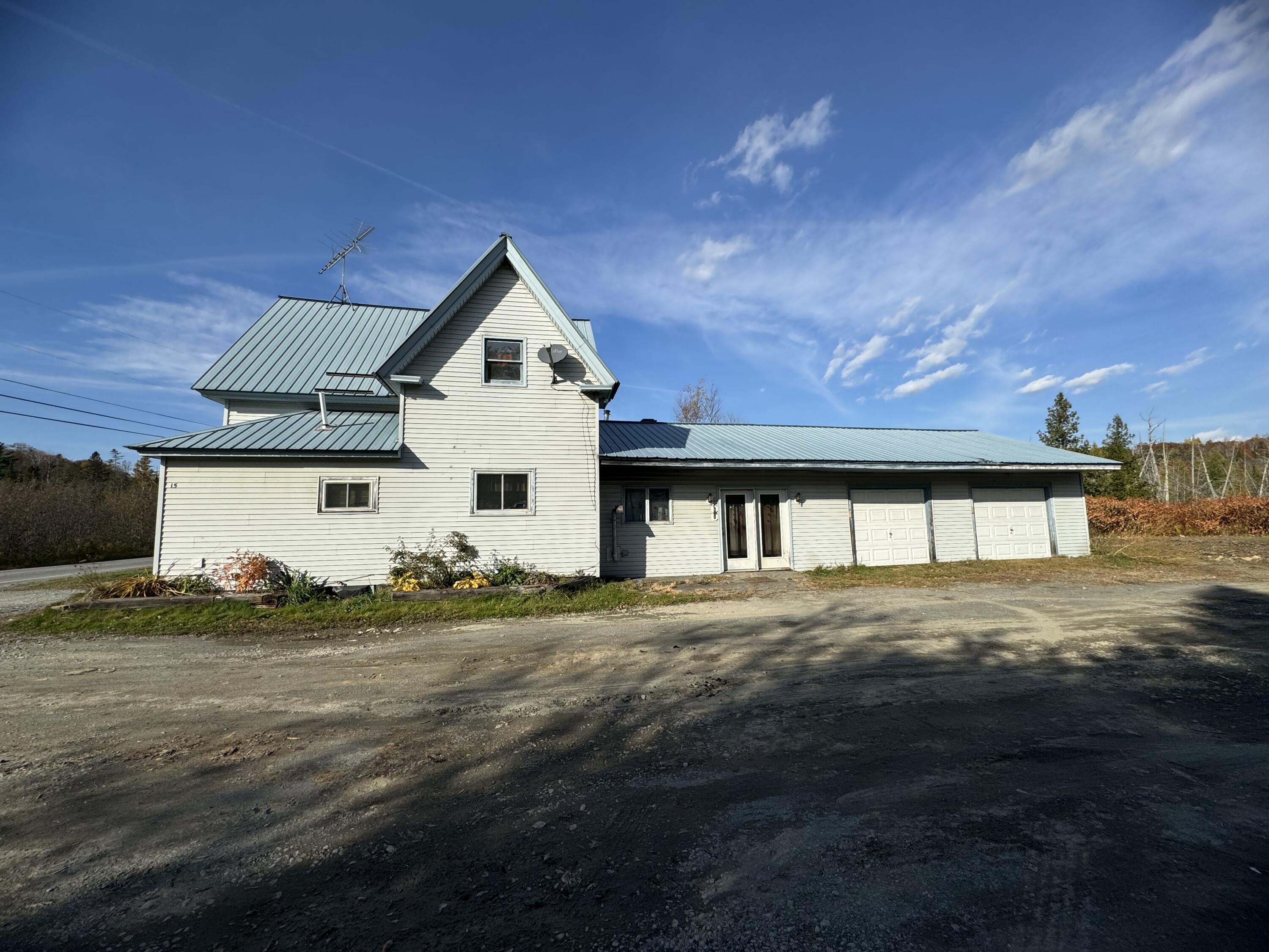 15 Blaine Avenue Property Photo 3