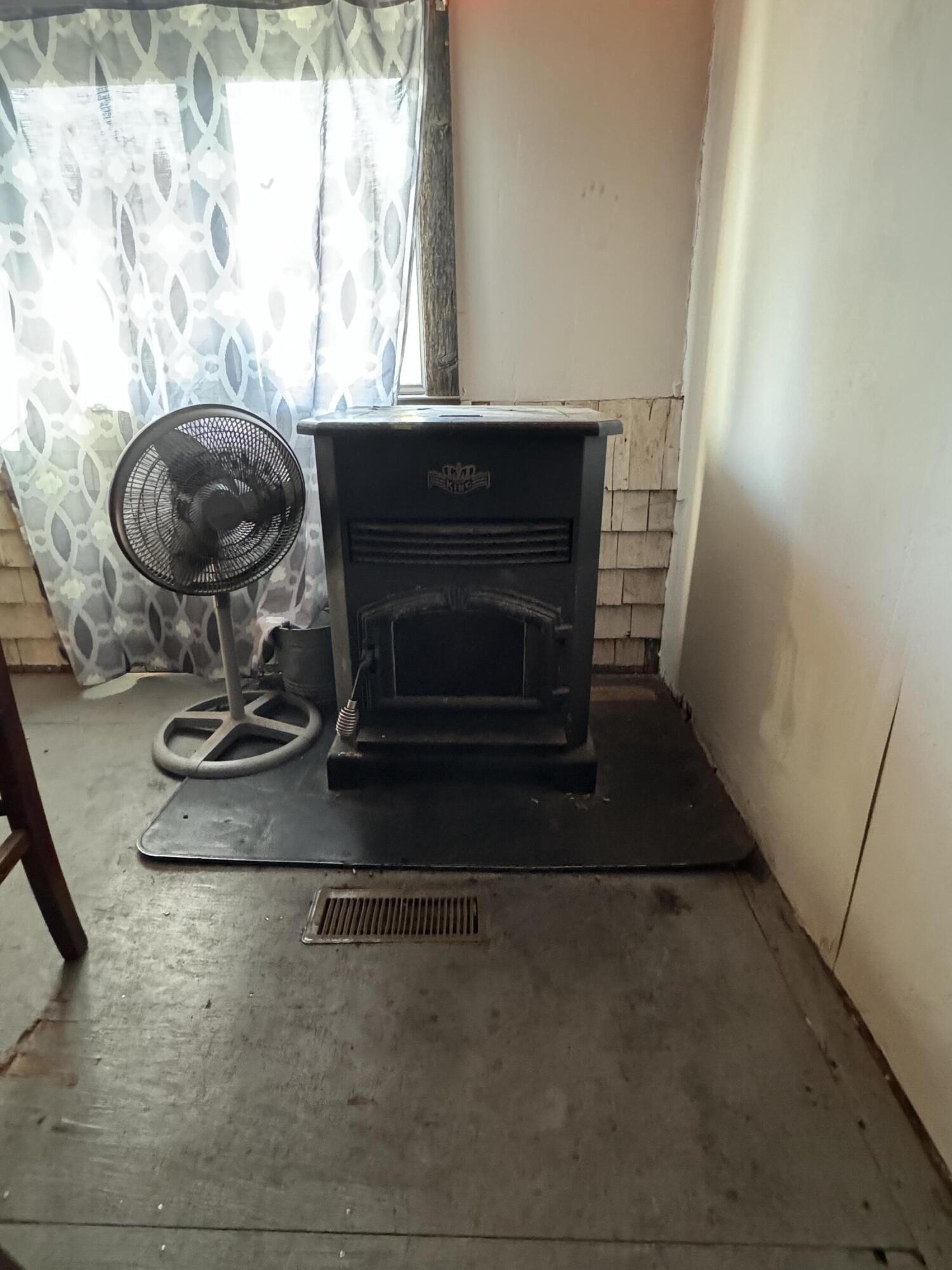 15 Blaine Avenue Property Photo 21