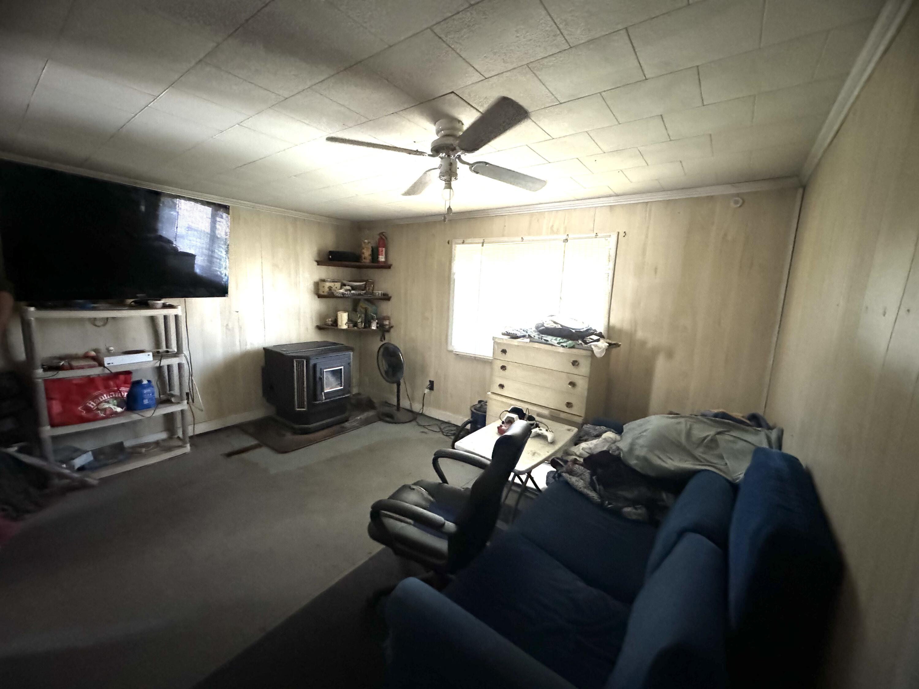 15 Blaine Avenue Property Photo 27