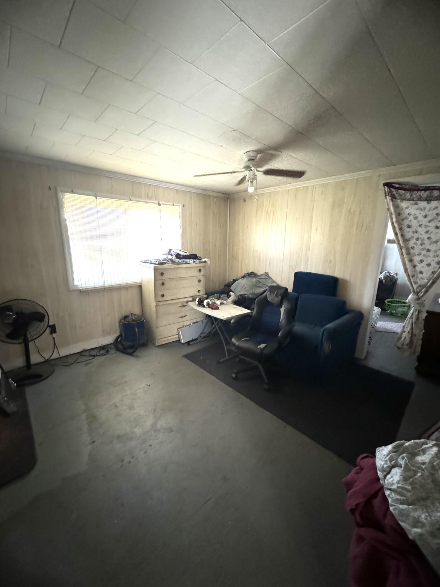 15 Blaine Avenue Property Photo 28