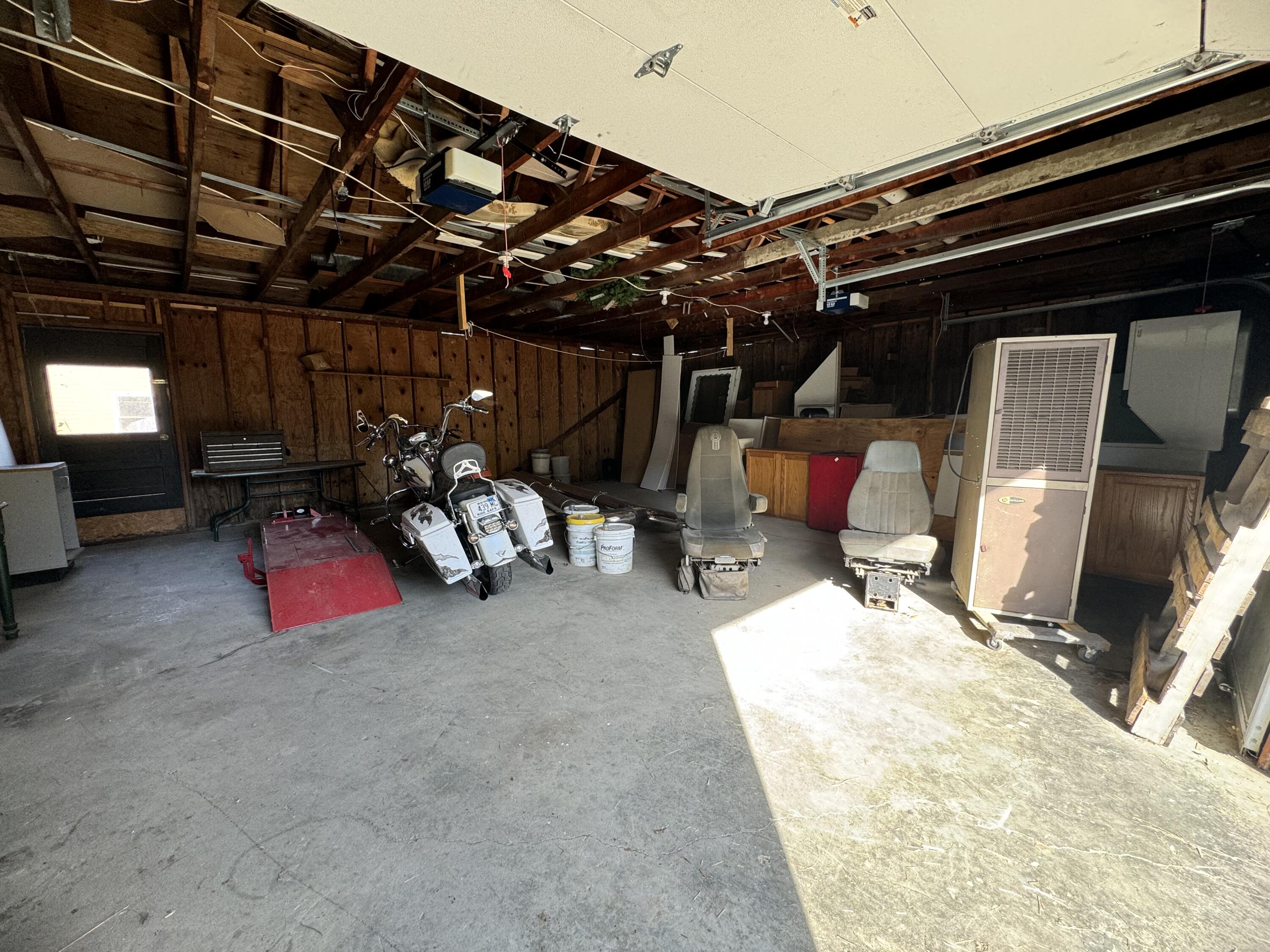 15 Blaine Avenue Property Photo 43
