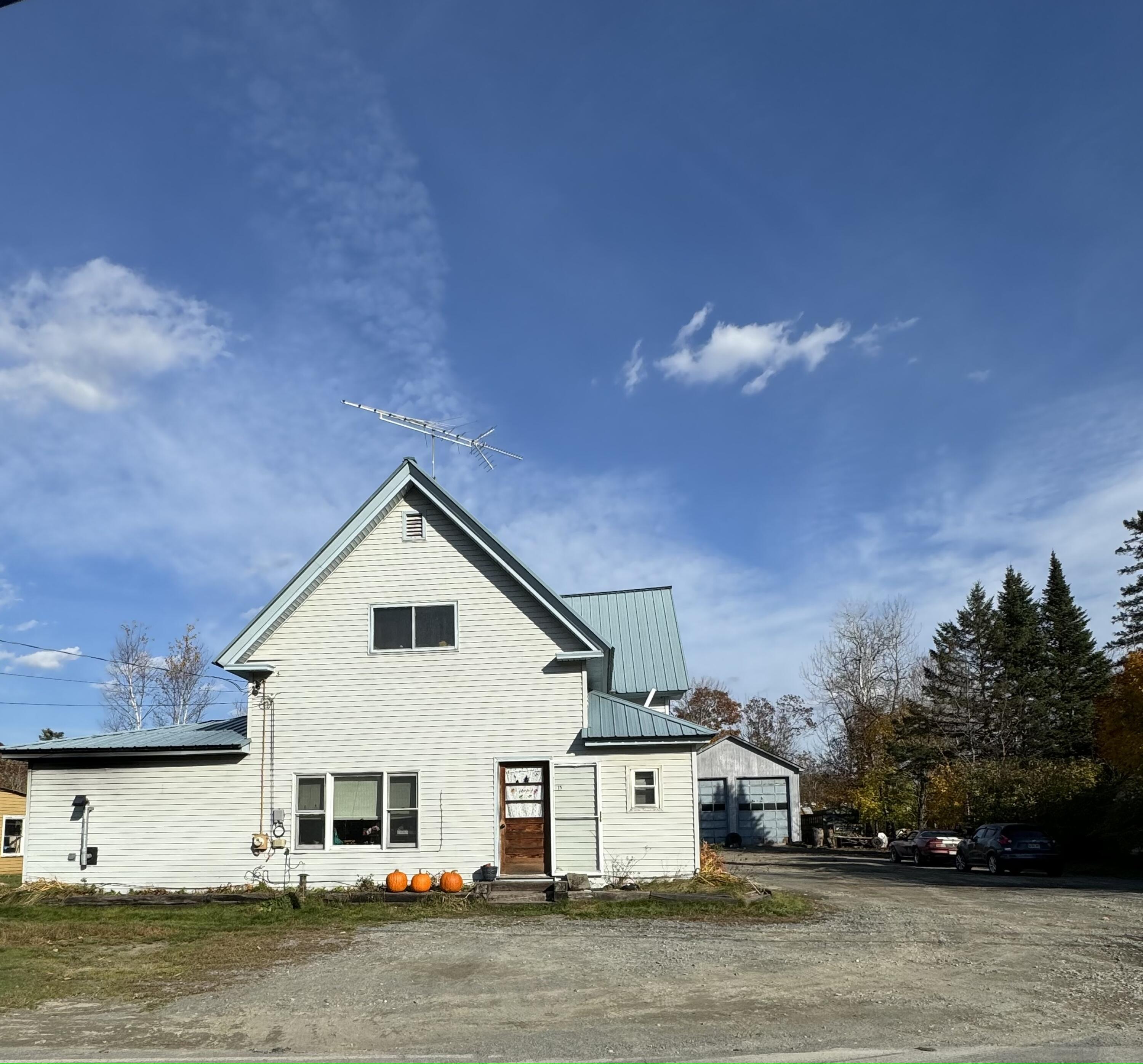 15 Blaine Avenue Property Photo 54
