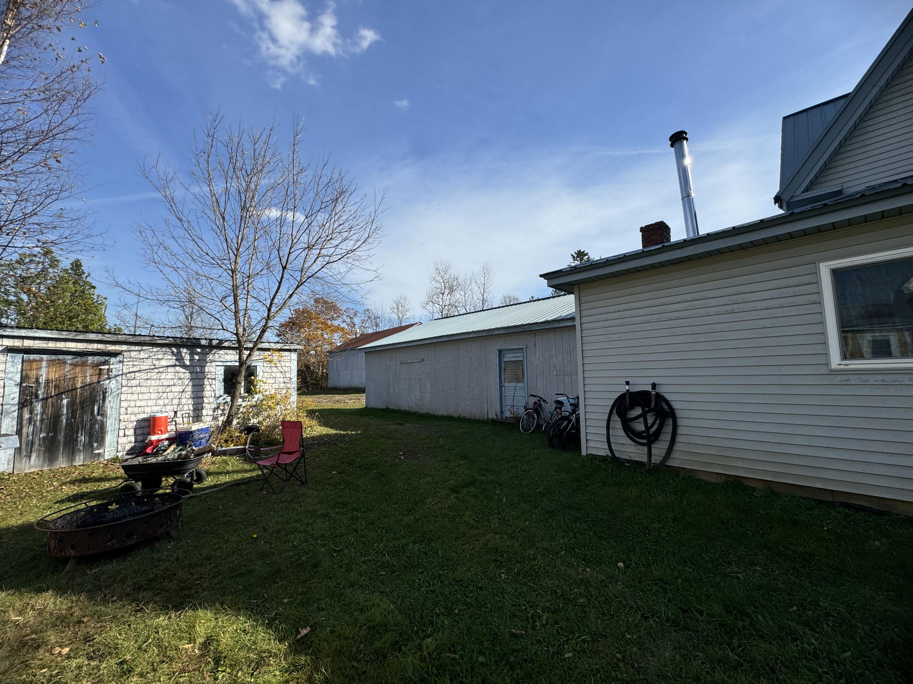 15 Blaine Avenue Property Photo 56