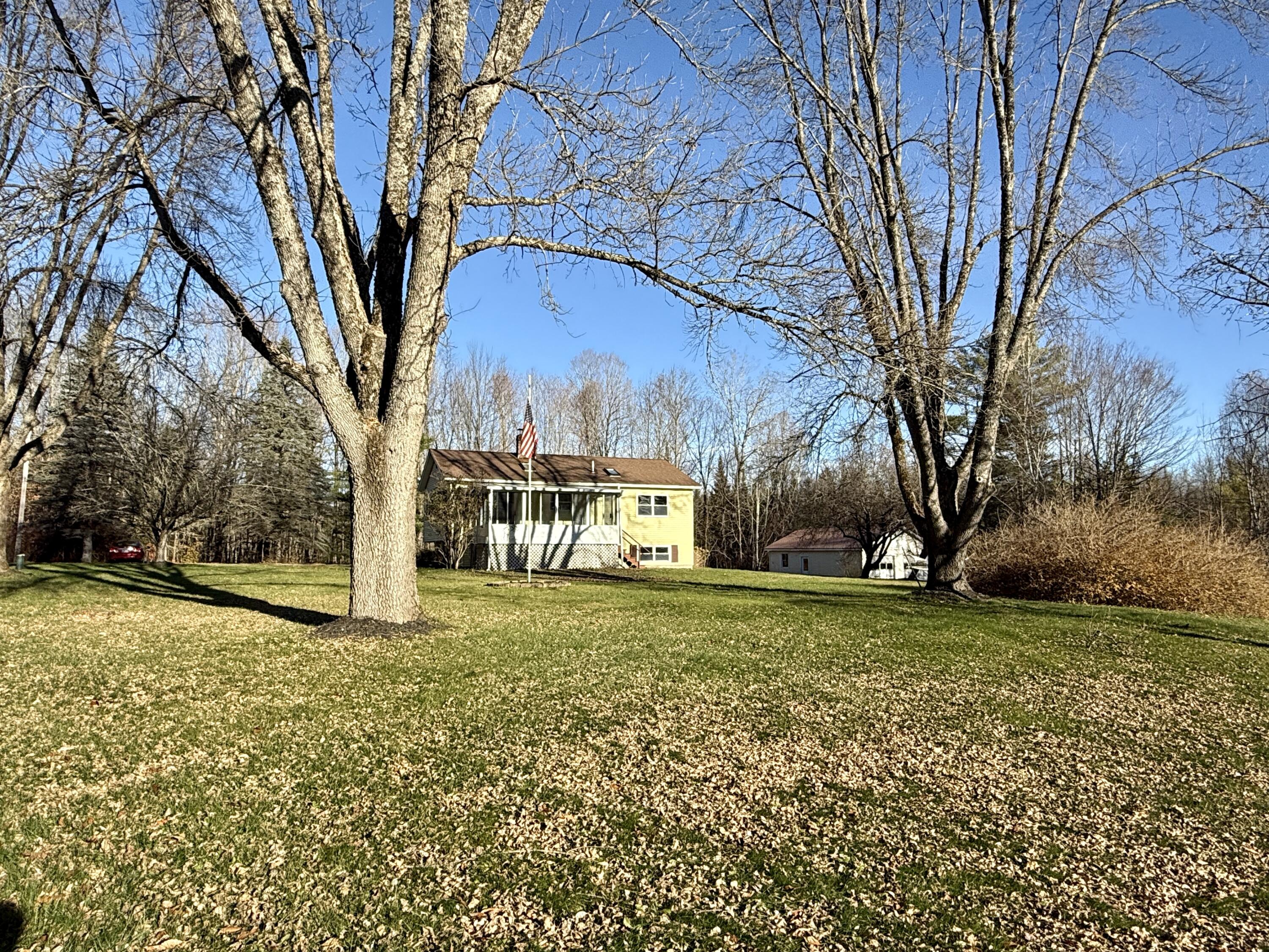 435 Russell Road Property Photo 3