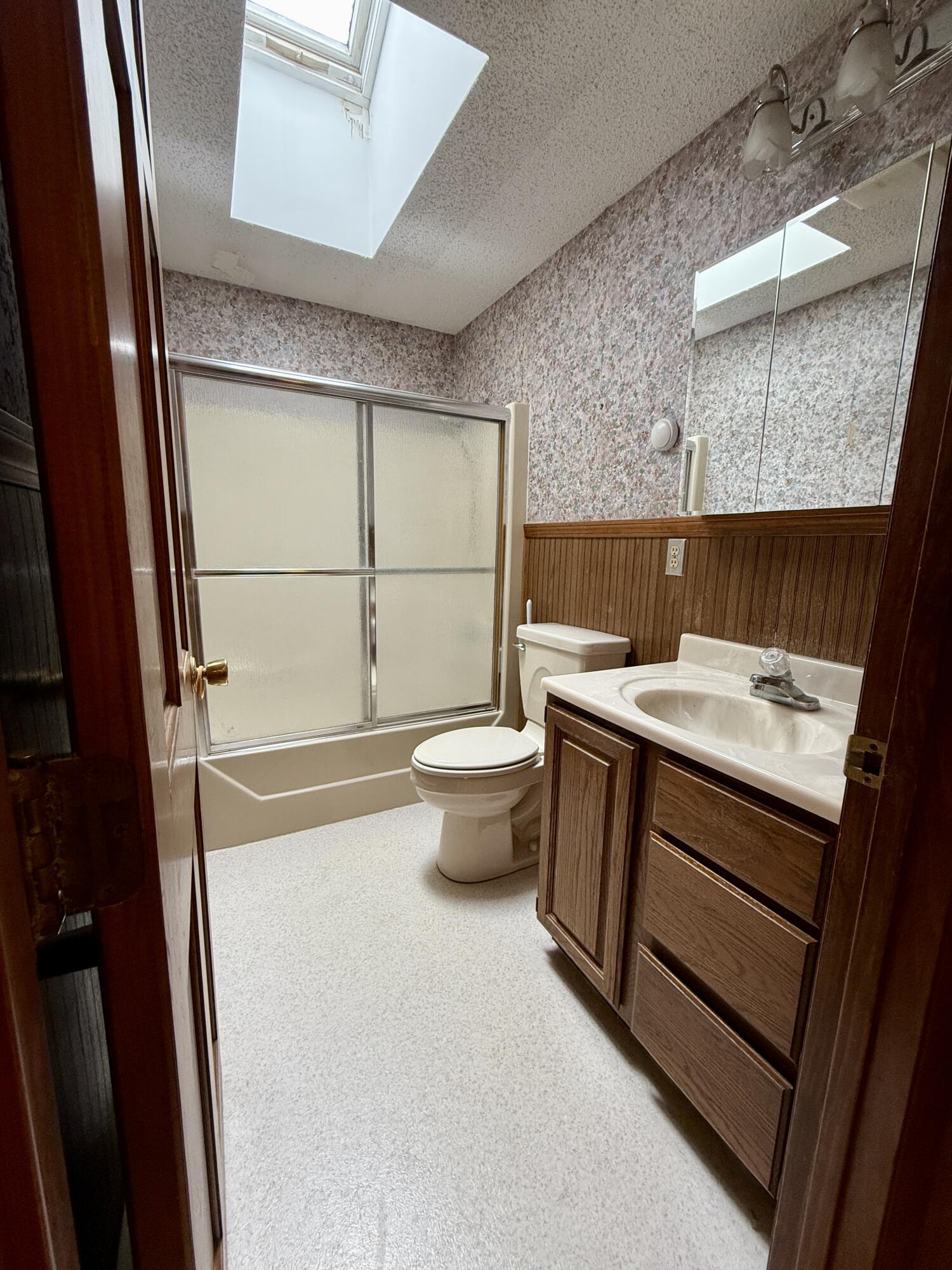 435 Russell Road Property Photo 12