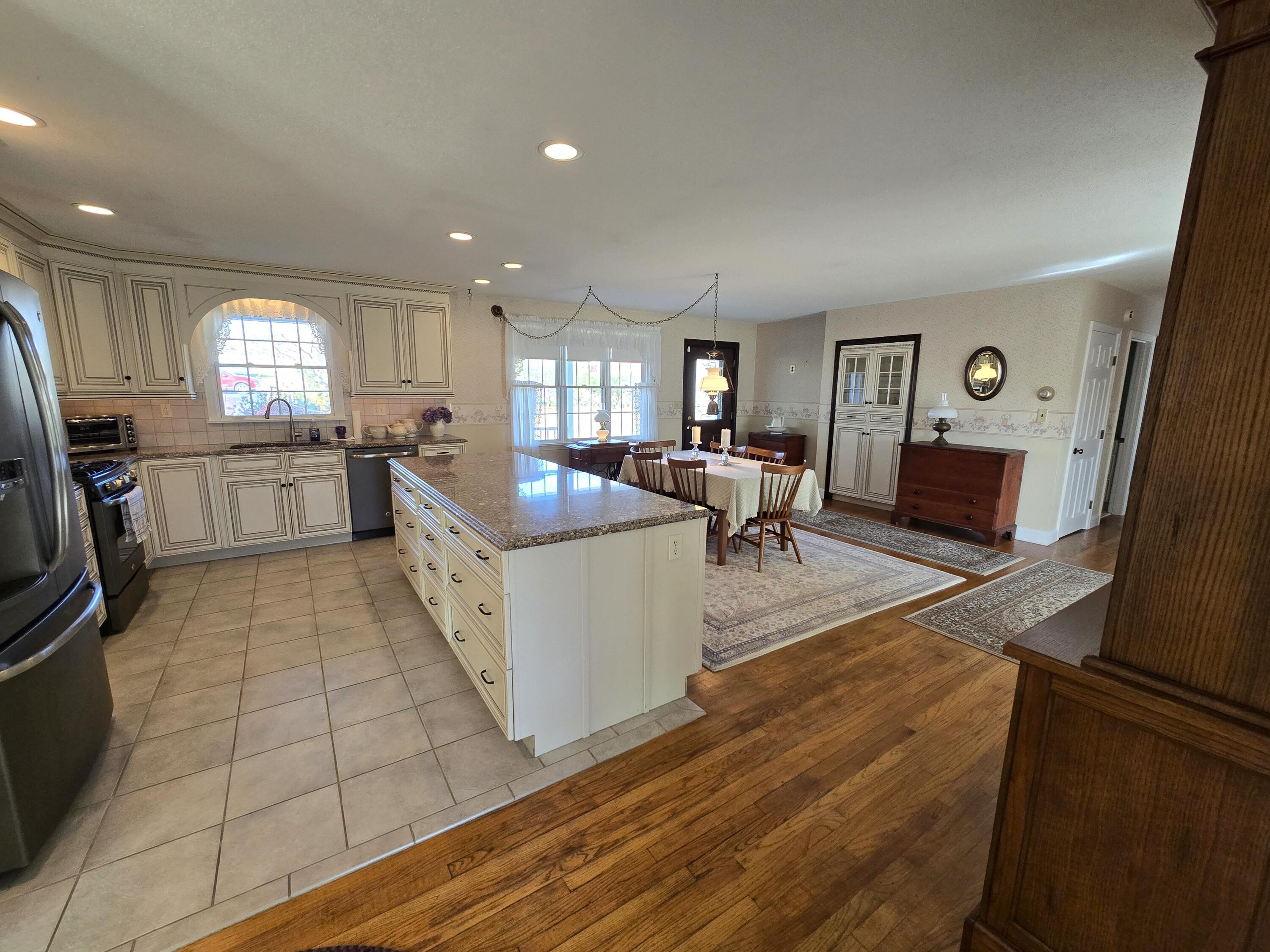 110 Shore Road Property Photo 20