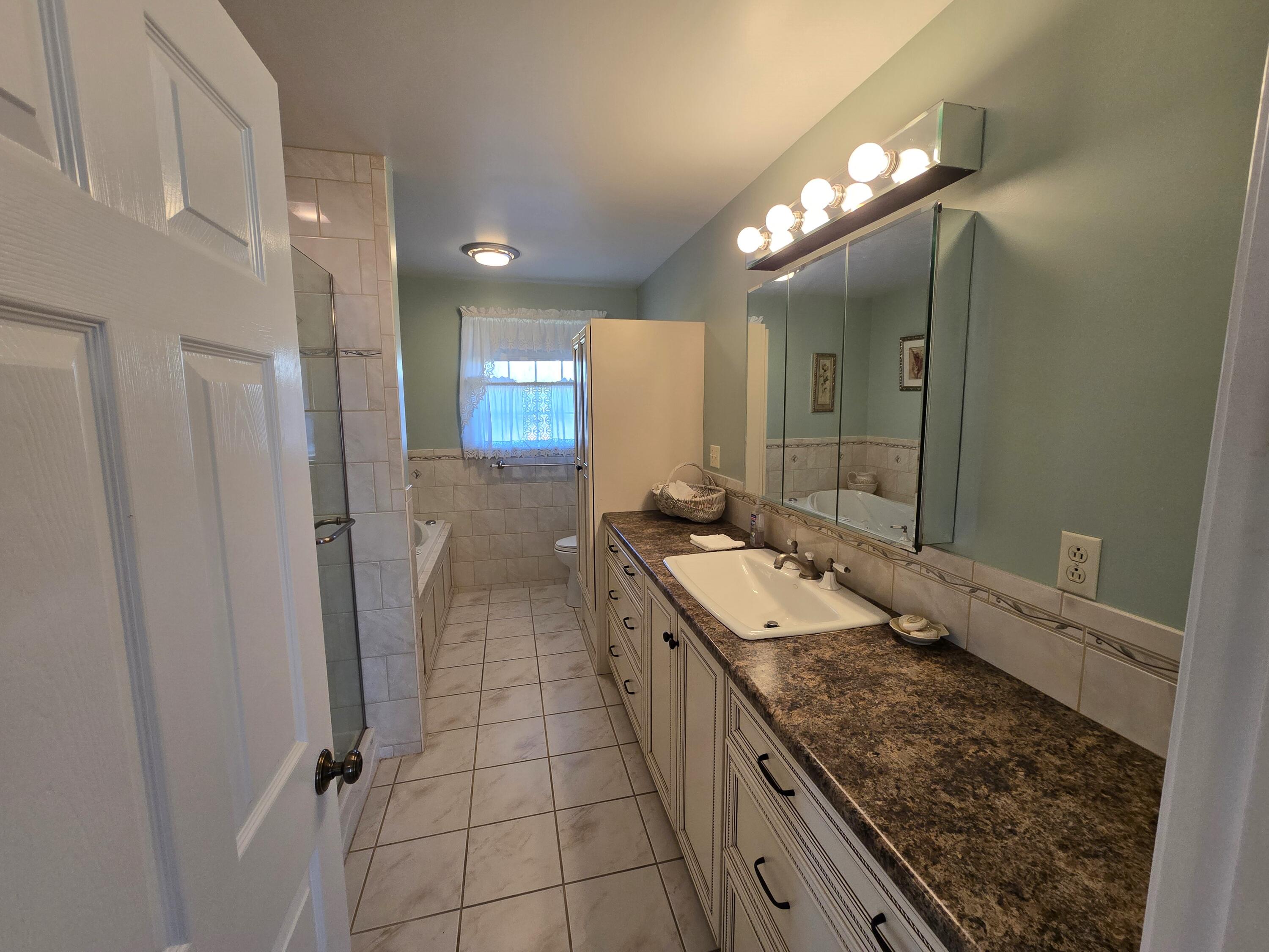 110 Shore Road Property Photo 38
