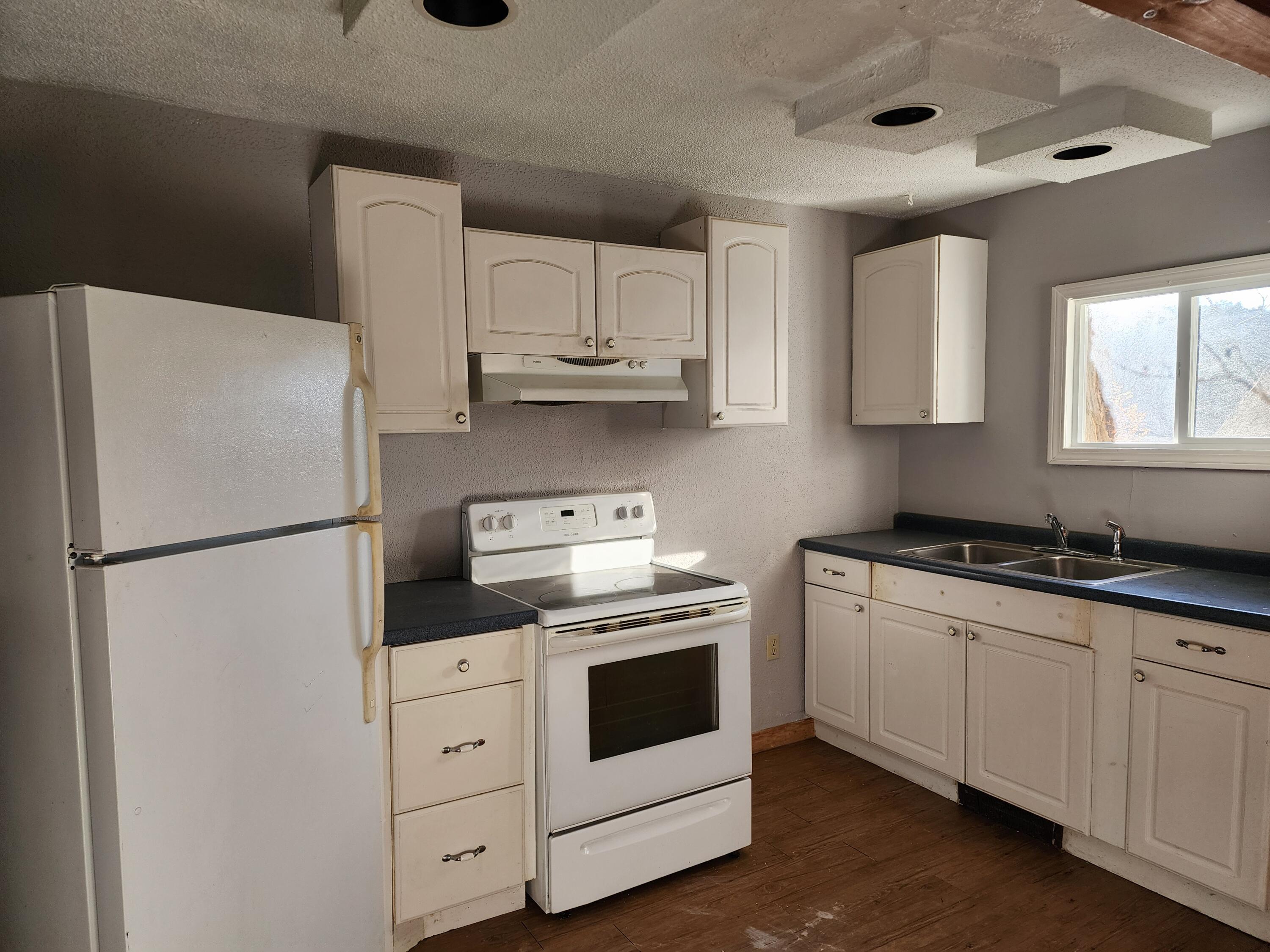 70 Main Street Property Photo 8