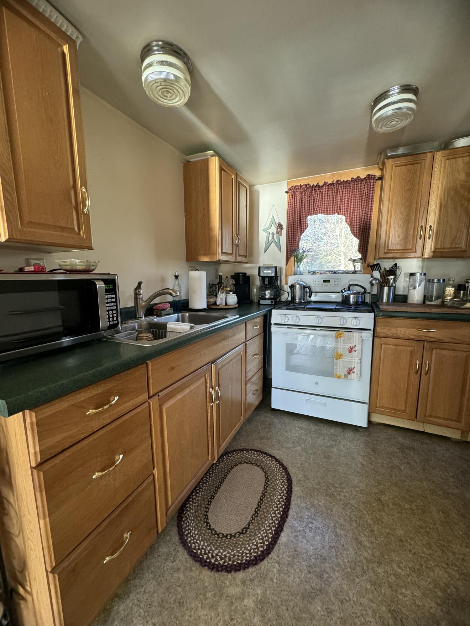 49 N Shore Road Property Photo 26