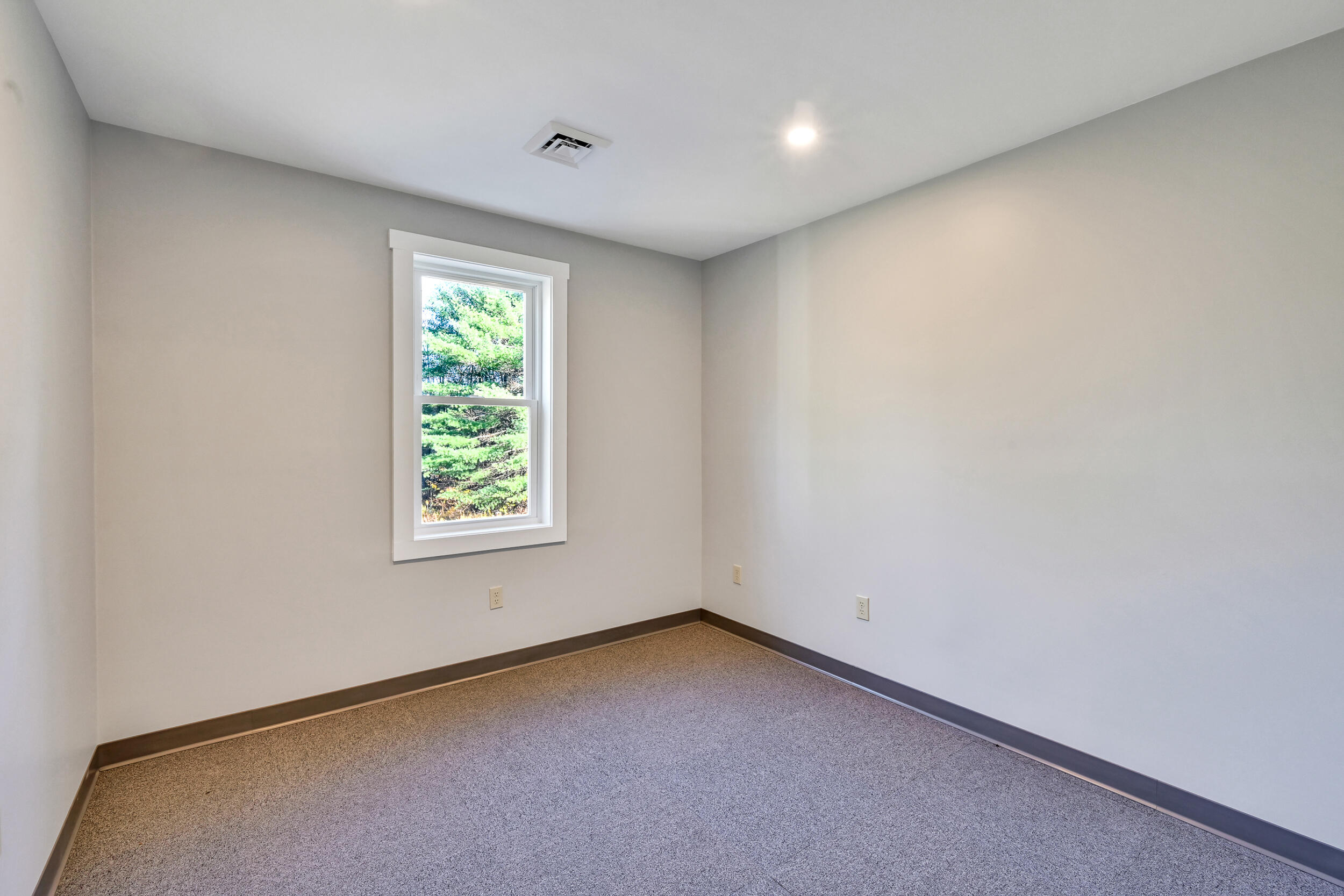 675 Western Avenue Property Photo 41