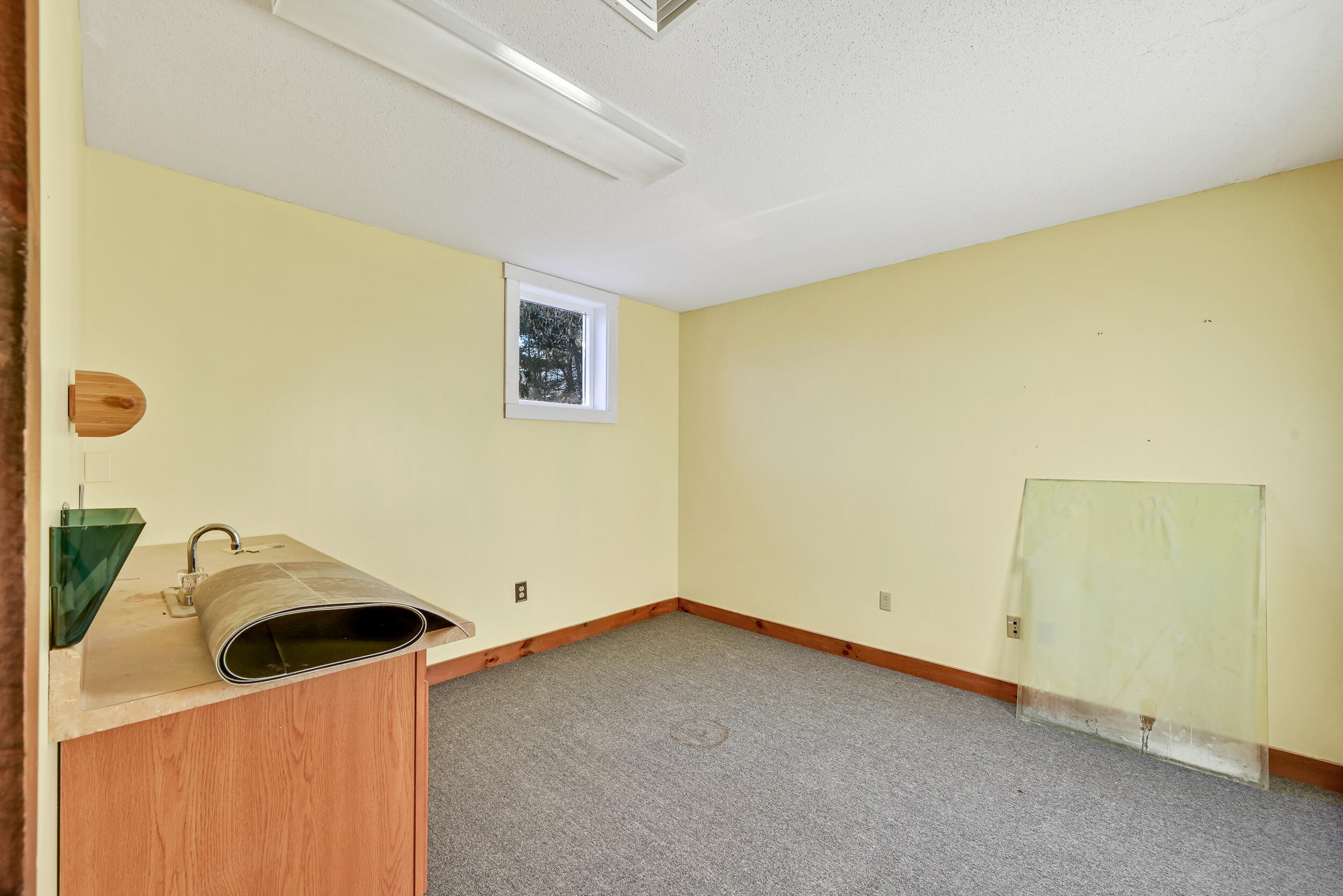 675 Western Avenue Property Photo 47