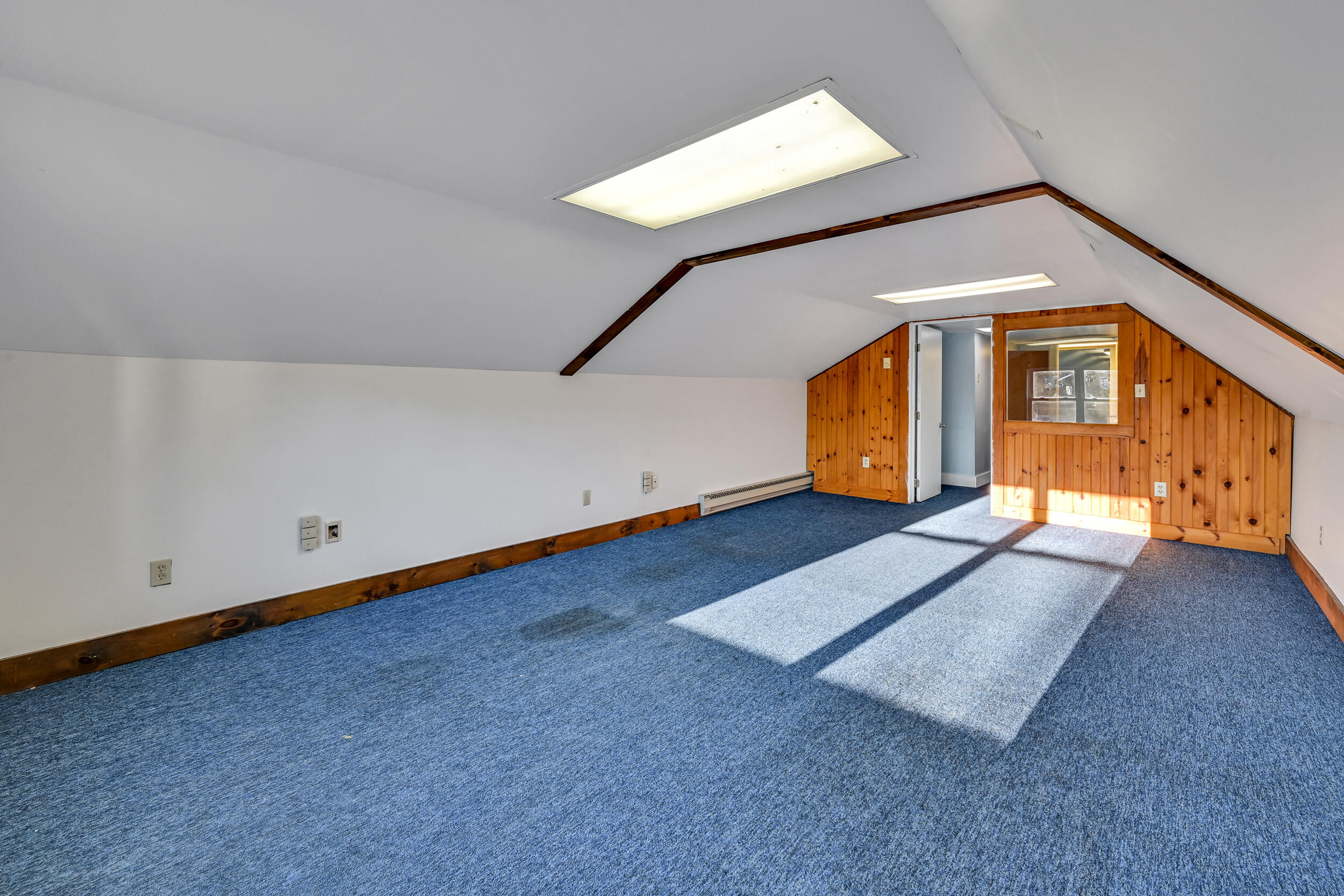 675 Western Avenue Property Photo 53