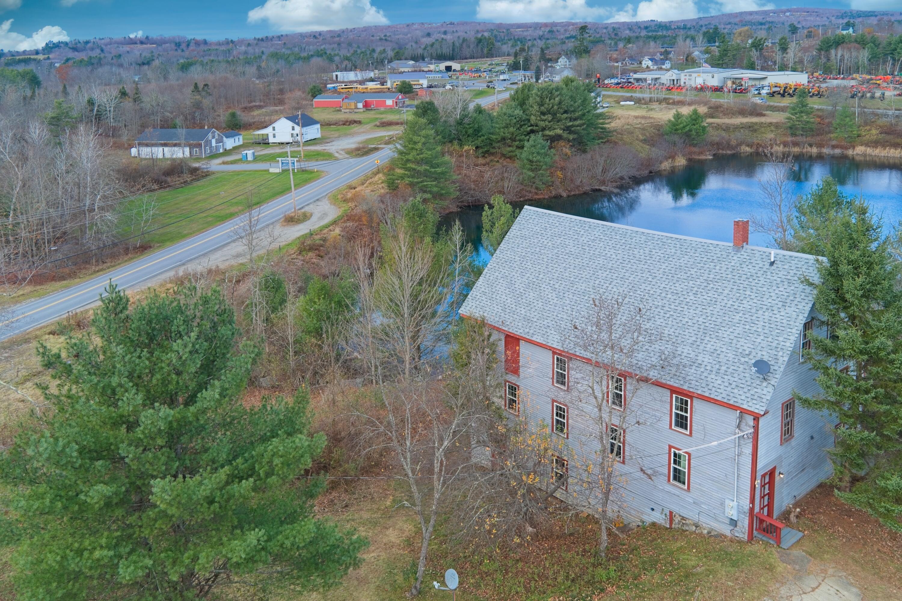 108 Common Road Property Photo