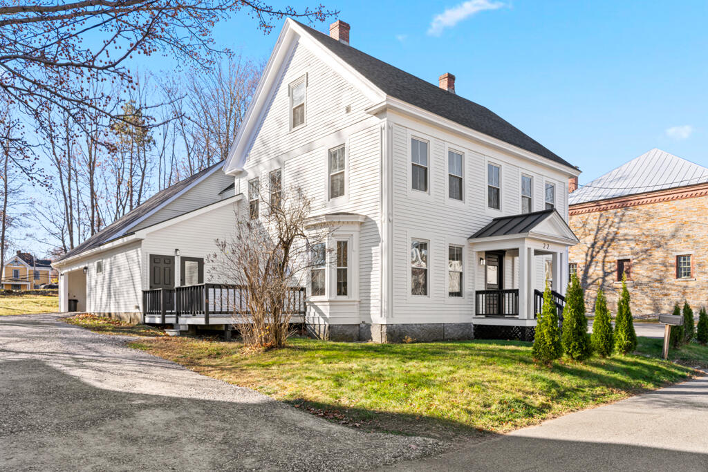 22 W School Street Property Photo
